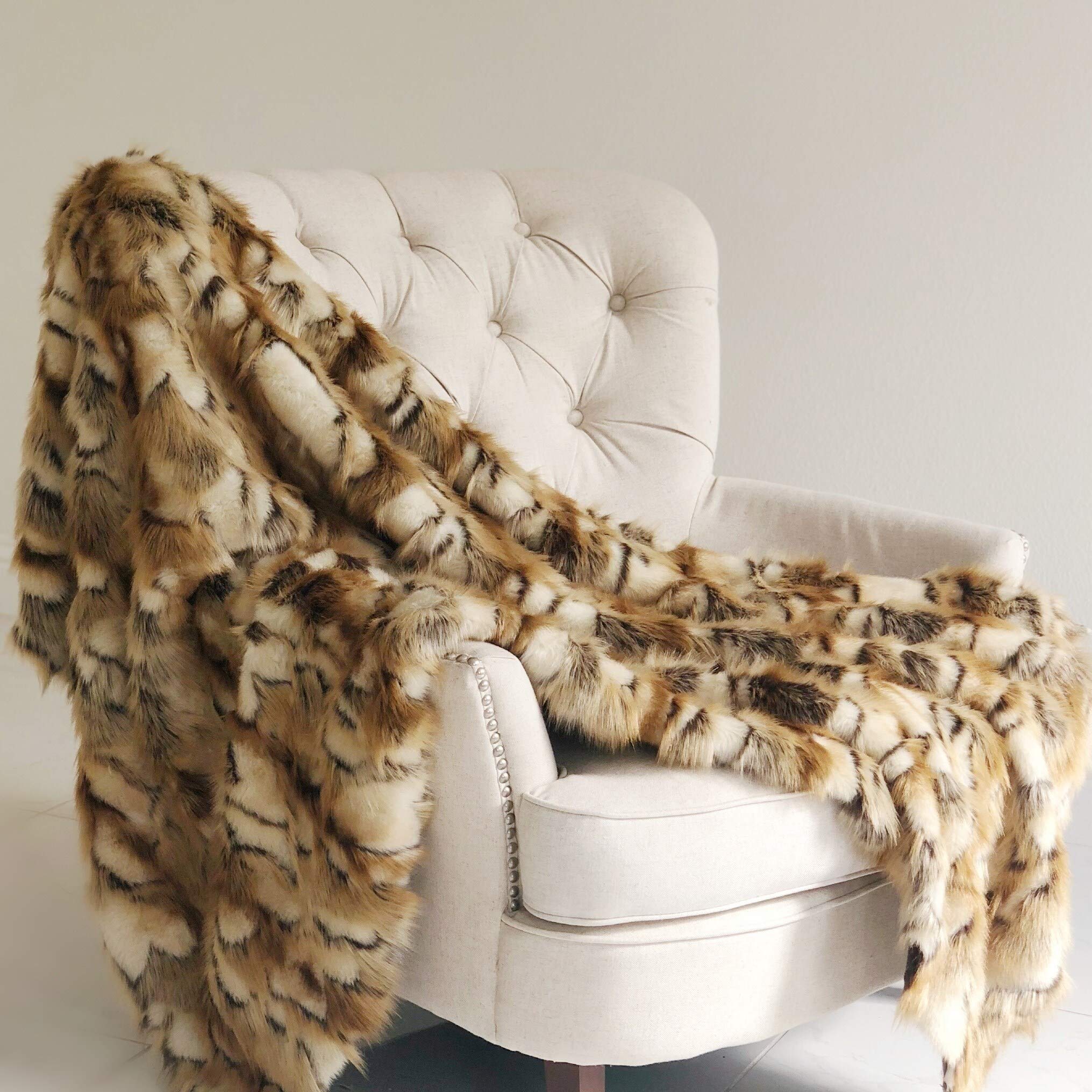 Plutus Brands Luxury Gold & White Faux Fox Fur Blanket - 114