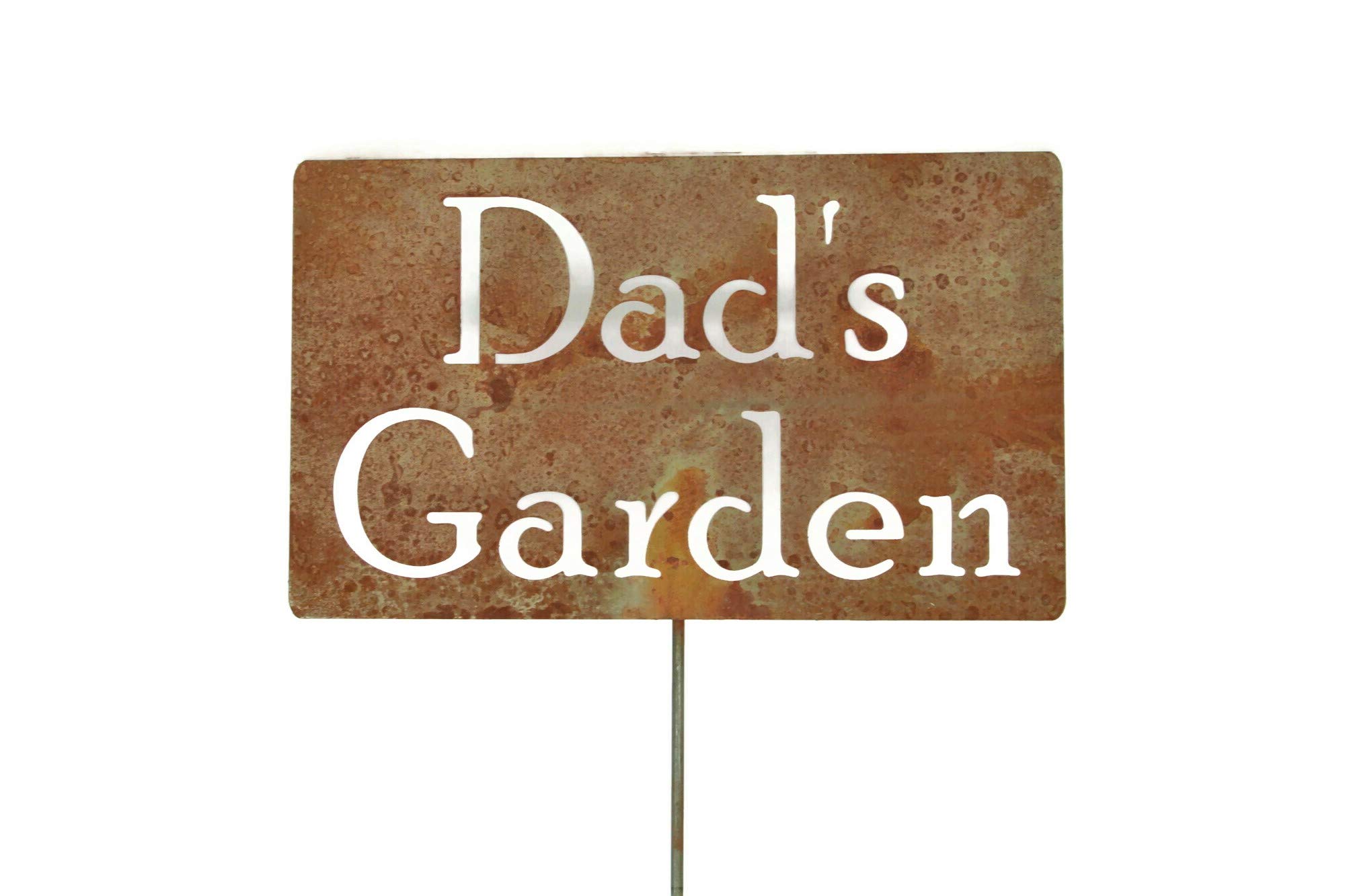 Personalized Family Name Metal Garden Stake - 20 to 33 Inches Tall (Dad's Garden Gift, Large 28