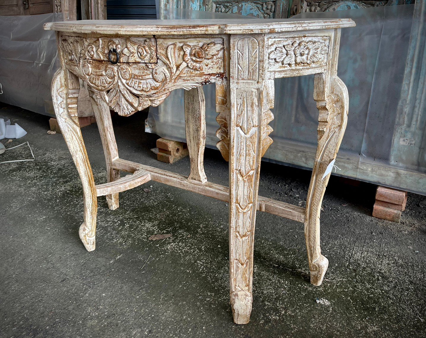 Exquisite French Arched Hand-Carved Indian Solid Wood Console Table - Elegant Entryway & Hallway Decor for Home & Office