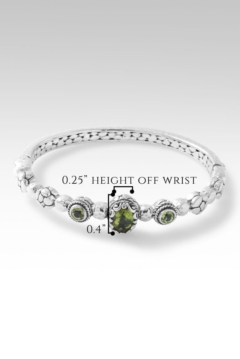 Live in Peace Bangle™ in Peridot - Elegant Green Gemstone Bracelet for Women, Spiritual Healing Jewelry for Meditation, Yoga & Positive Energy