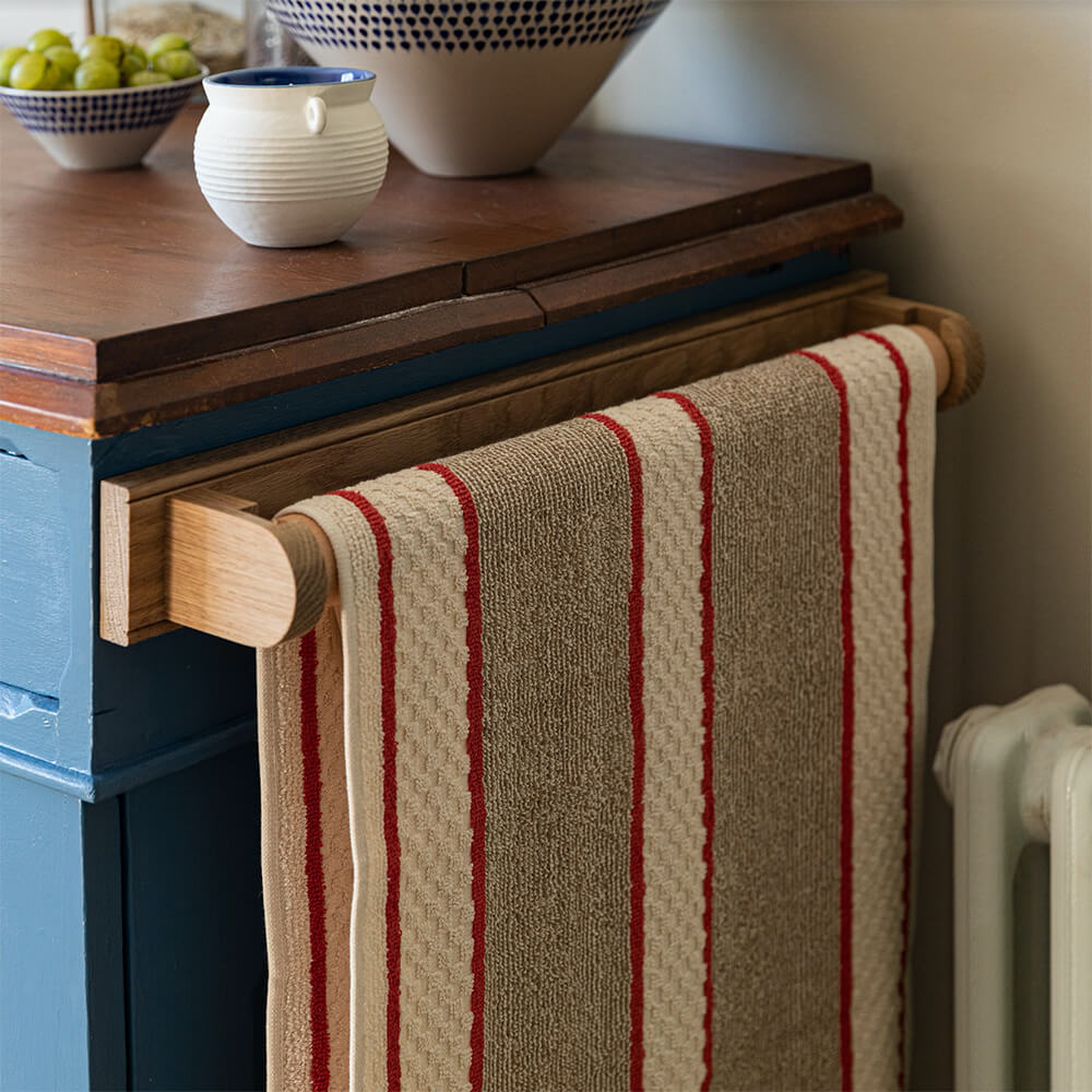 Premium Solid Oak Roller Towel Holder - Sturdy Wooden Kitchen Towel Rack for Bathroom & Kitchen - Perfect for Hand Towels, Dish Towels & Paper Towels (Home & Restaurant Use)