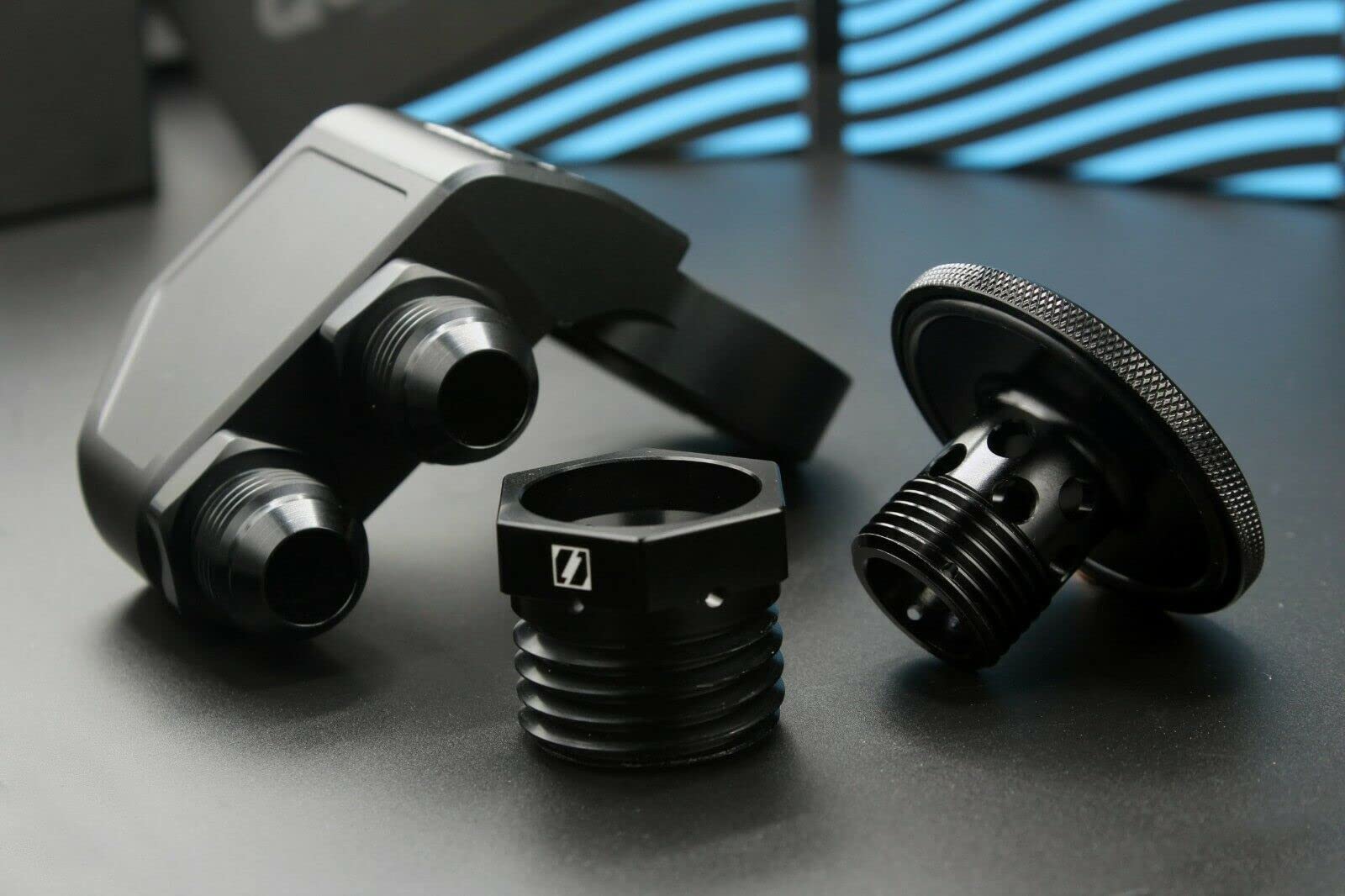 Level 7 Performance V2.1 QuickVent Oil Cap with Black Socket - Compatible with Honda K B H D Series Engines - High Performance Engine Oil Filler Cap for Racing & Daily Driving