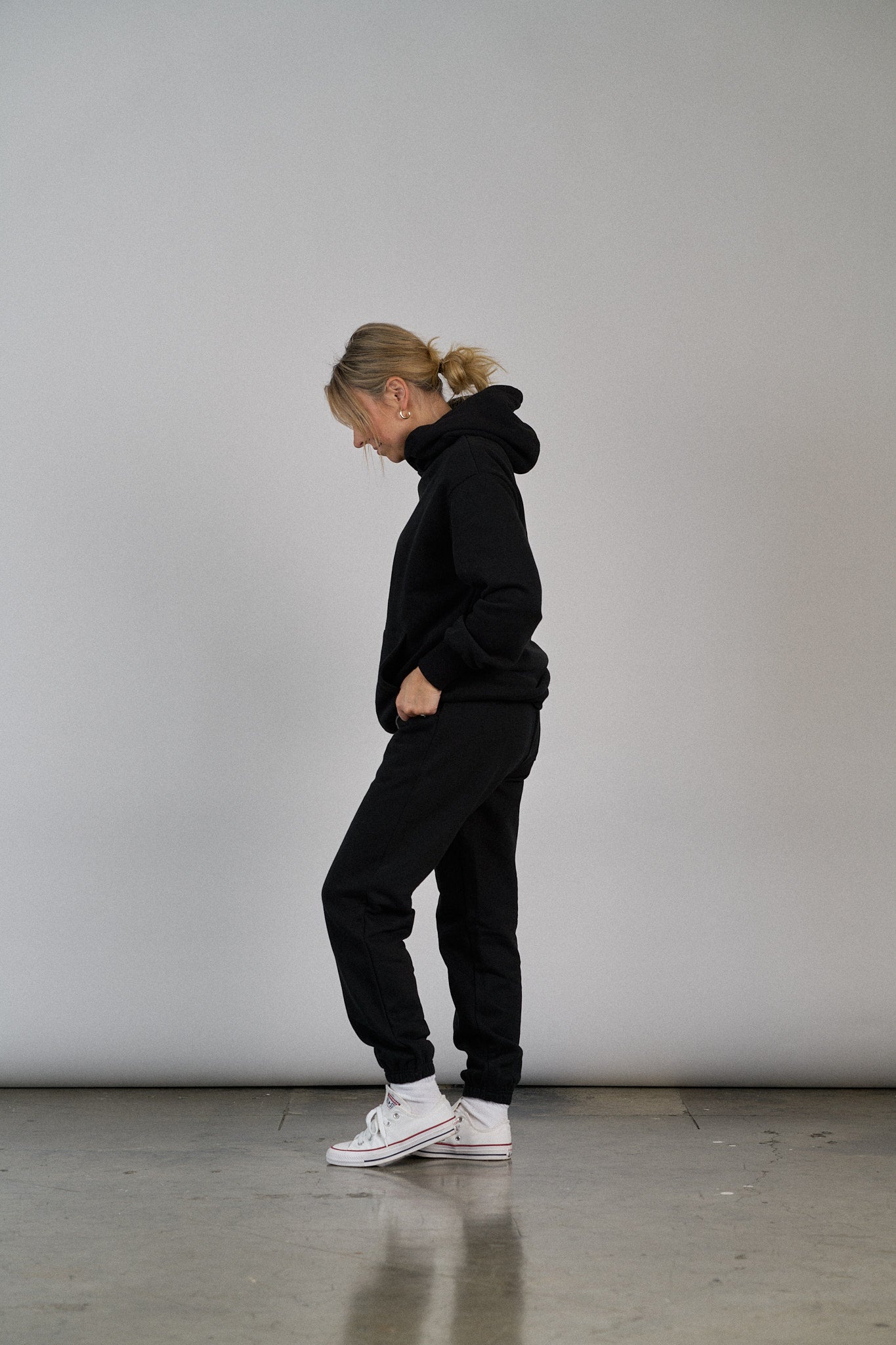 Men's Black Elevated Hoodie - Premium Zip-Up Sweatshirt for Casual Wear & Outdoor Activities
