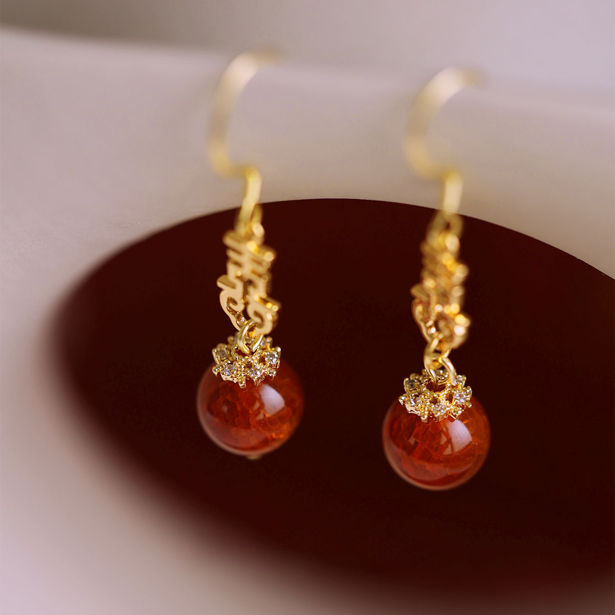 Red Agate Drop Clip-On Earrings for Wedding & Bridal – Elegant Pierced Dangle Jewelry for Bridesmaids & Formal Occasions