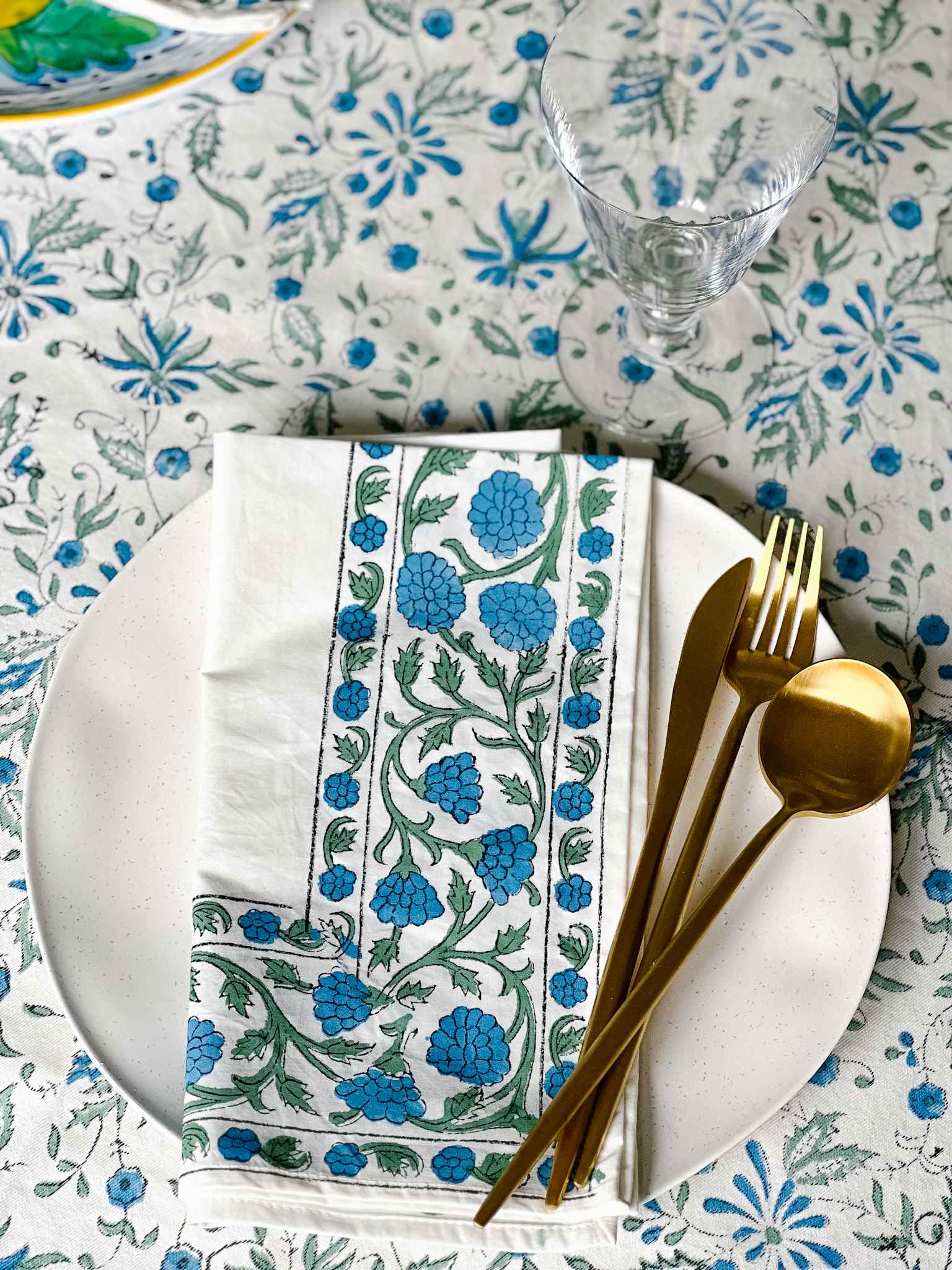 Premium Stella Maris Napkins Set of 4 - 100% Cotton Decorative Dinner Napkins for Formal Dining, Parties & Holiday Table Settings