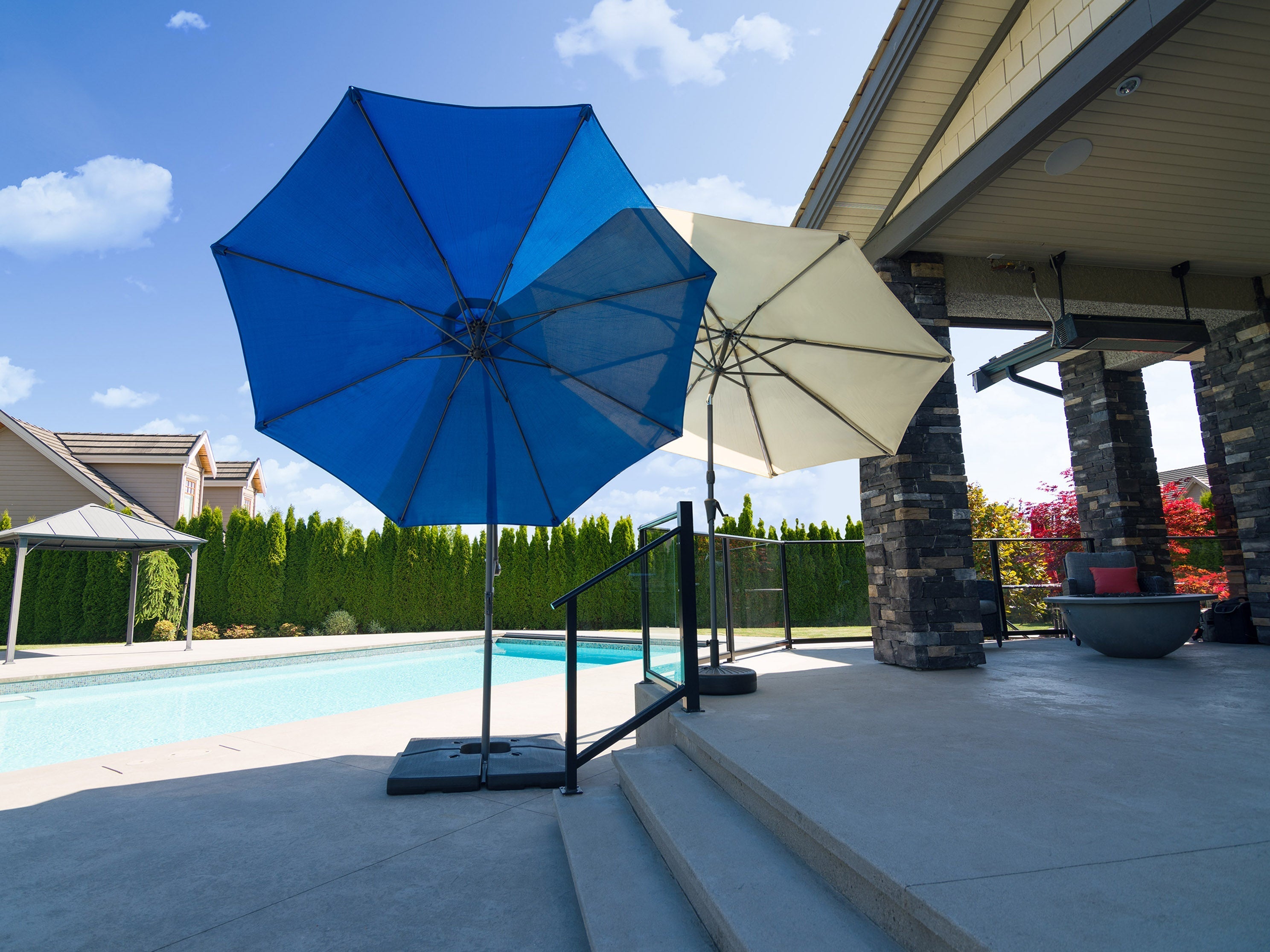 9.5ft Tilting Offset Patio Umbrella in Cobalt Blue - Perfect for Poolside, Backyard, and Outdoor Dining Areas