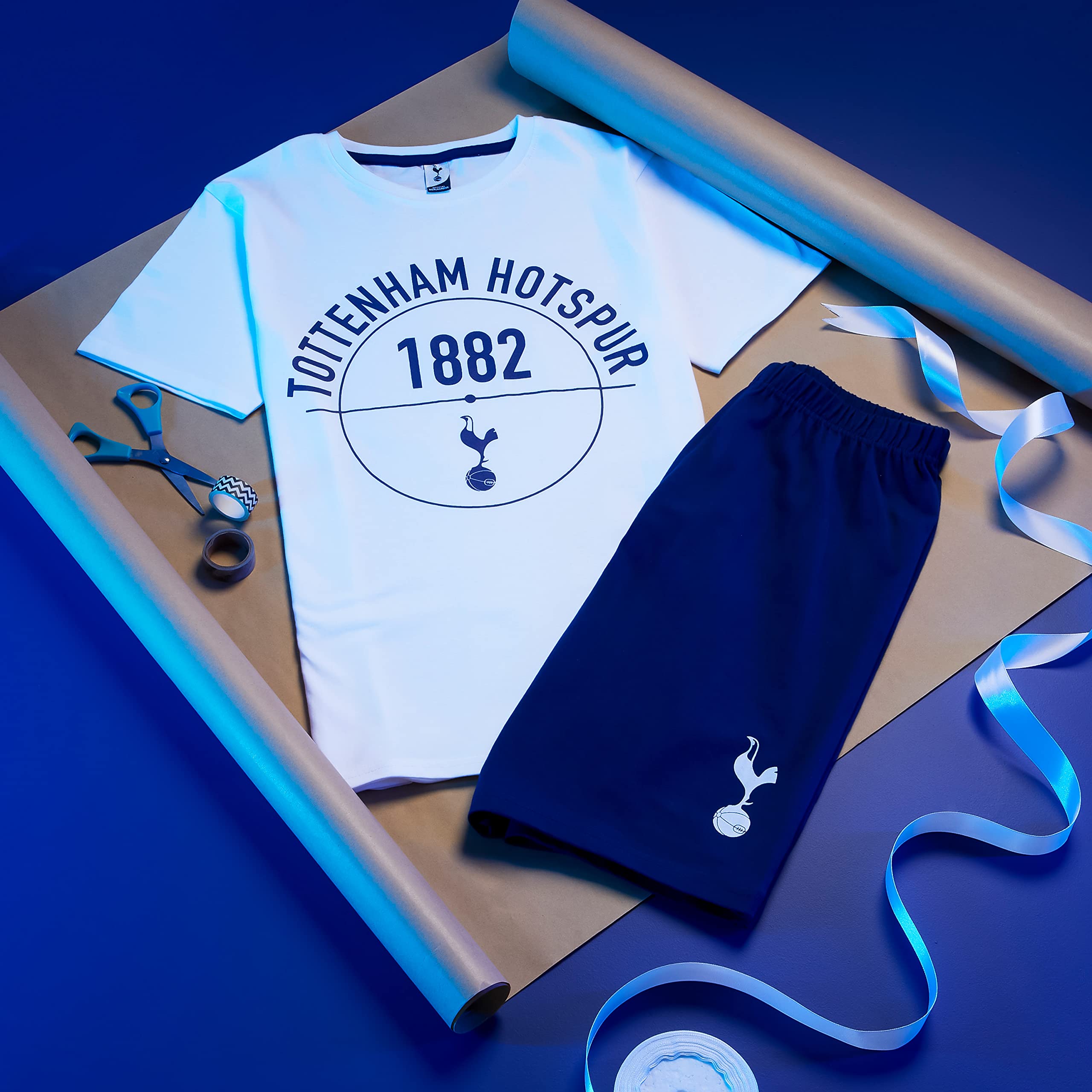 Tottenham Hotspur FC Boys Cotton Pajama Set - 2-Piece Sleepwear & Lounge Wear for Kids - Perfect Spurs Gift for Birthday & Christmas Gifts - Soft & Comfortable Nightwear for Young Soccer Fans