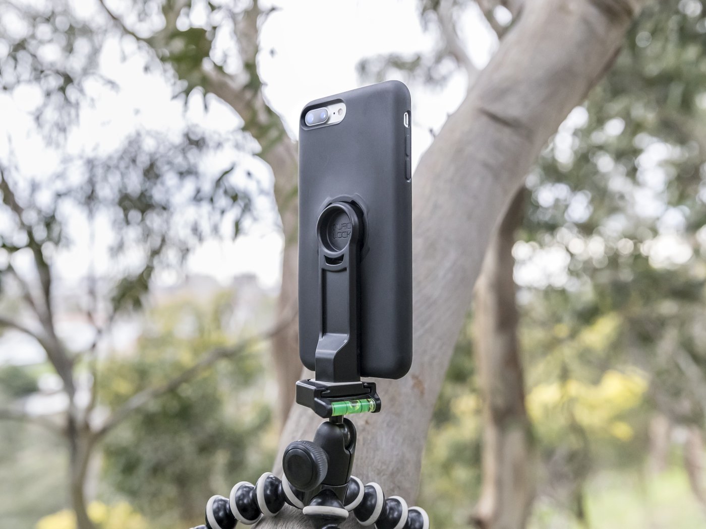 Premium Tripod Adapter Kit for iPhone - Universal Mount for iPhone 11/12/13/14/15 Pro Max - Stable Photography & Video Shooting for Vlogging, Live Streaming & Content Creation