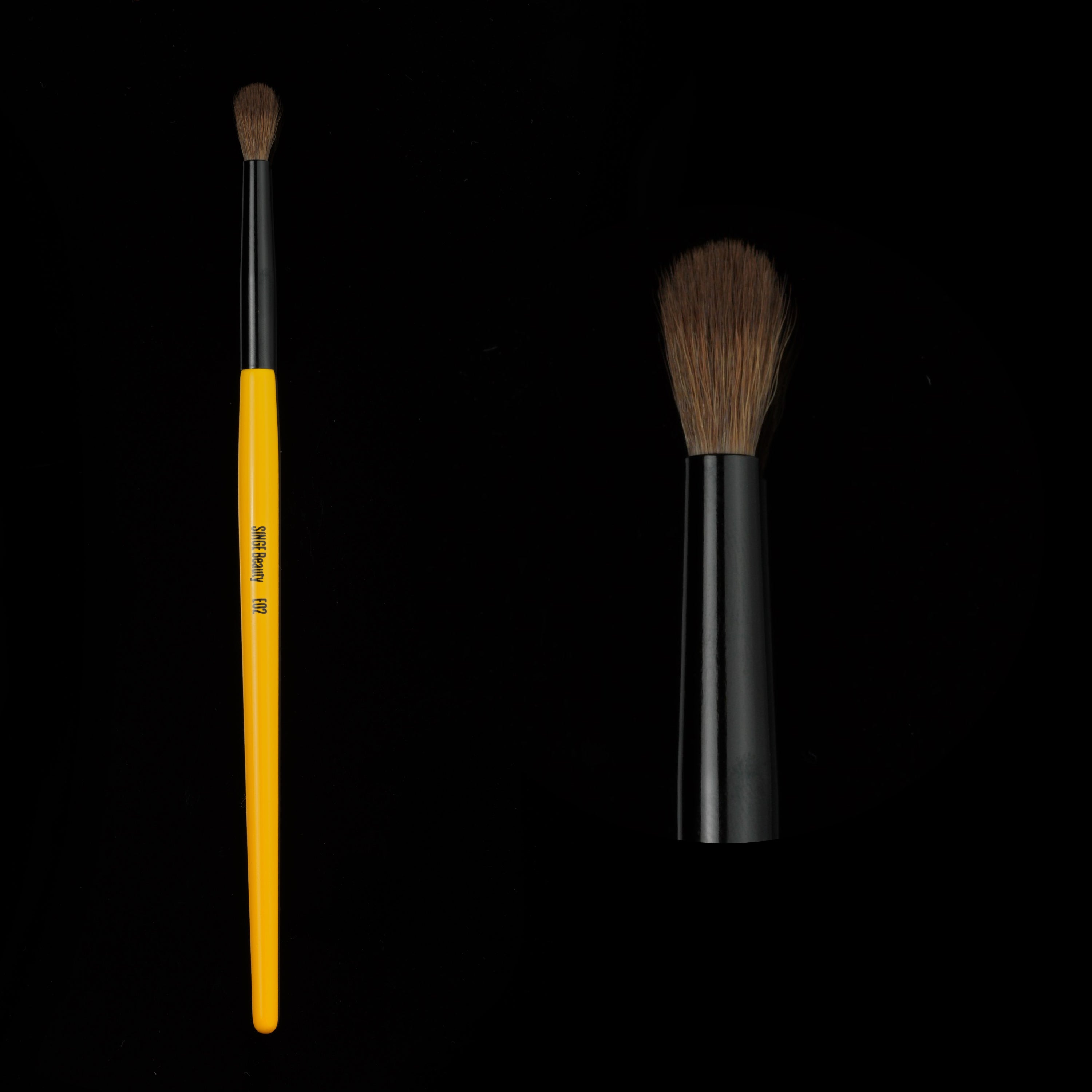 Professional Single Beauty Eye Brush E02 - Precise Eyeliner & Eyeshadow Application for Makeup Artists & Beginners - Perfect for Daily Use, Special Occasions & Travel