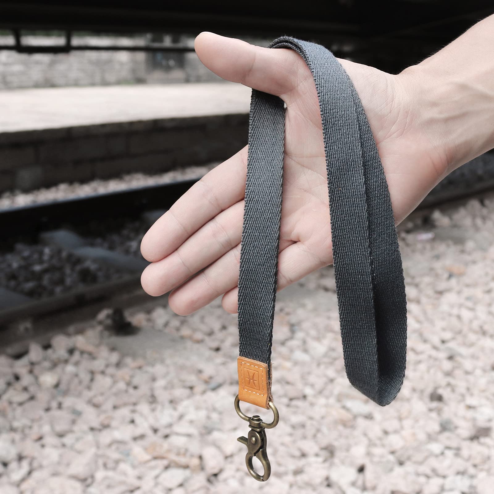 Cool Neck Lanyard for Keys, Wallet & ID Badge - Unisex Strap for Work & Travel