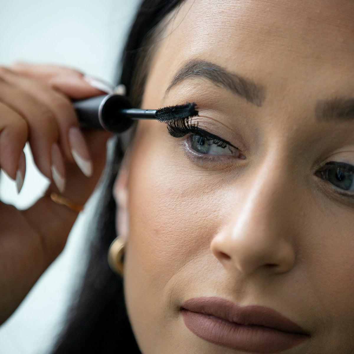 Nourish & Amplify Volumizing Mascara for Longer Lashes - Perfect for Day & Night Makeup Looks
