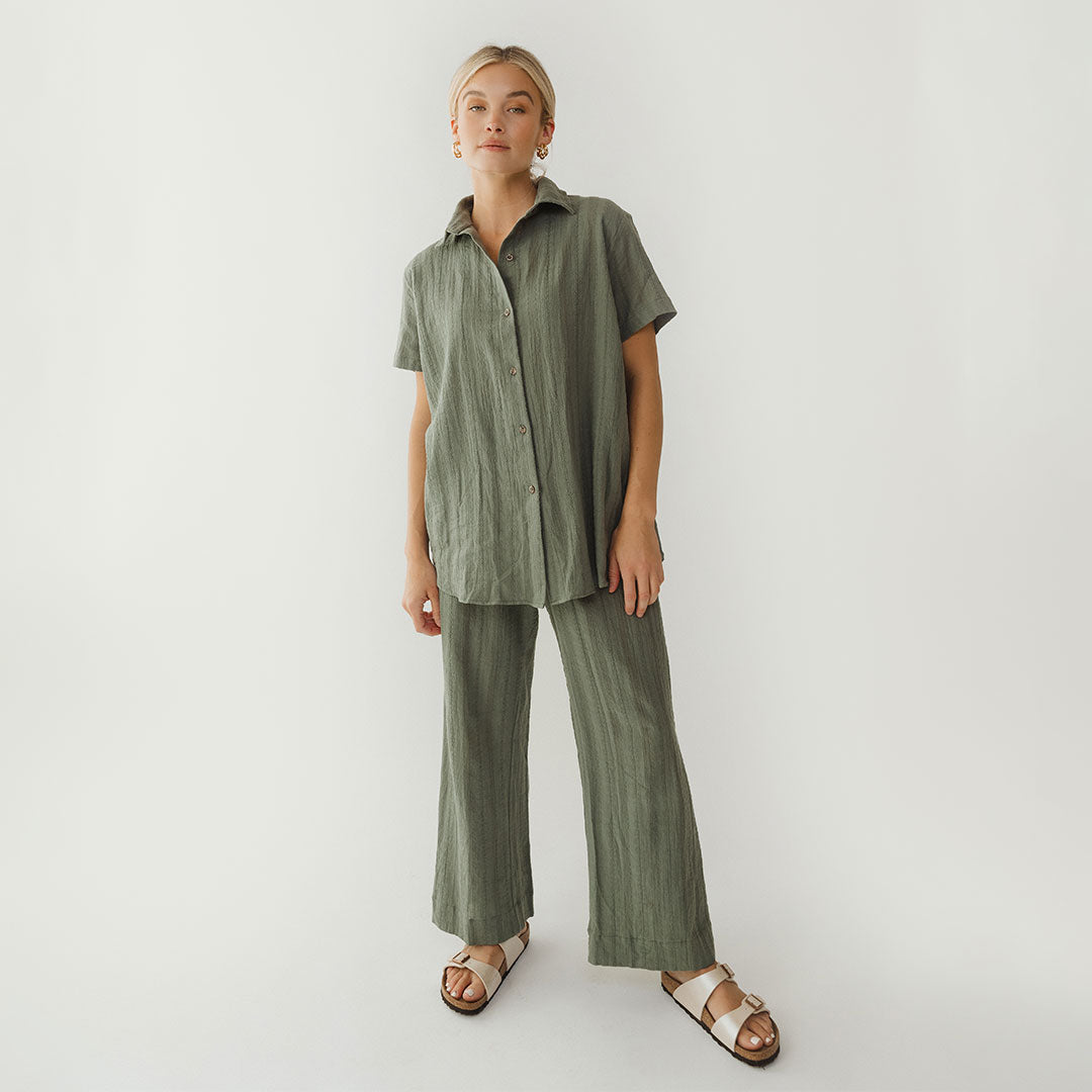 Men's Cabana Shirt in Sage Green - Lightweight Breathable Summer Shirt for Beach Vacation, Pool Party & Tropical Getaway