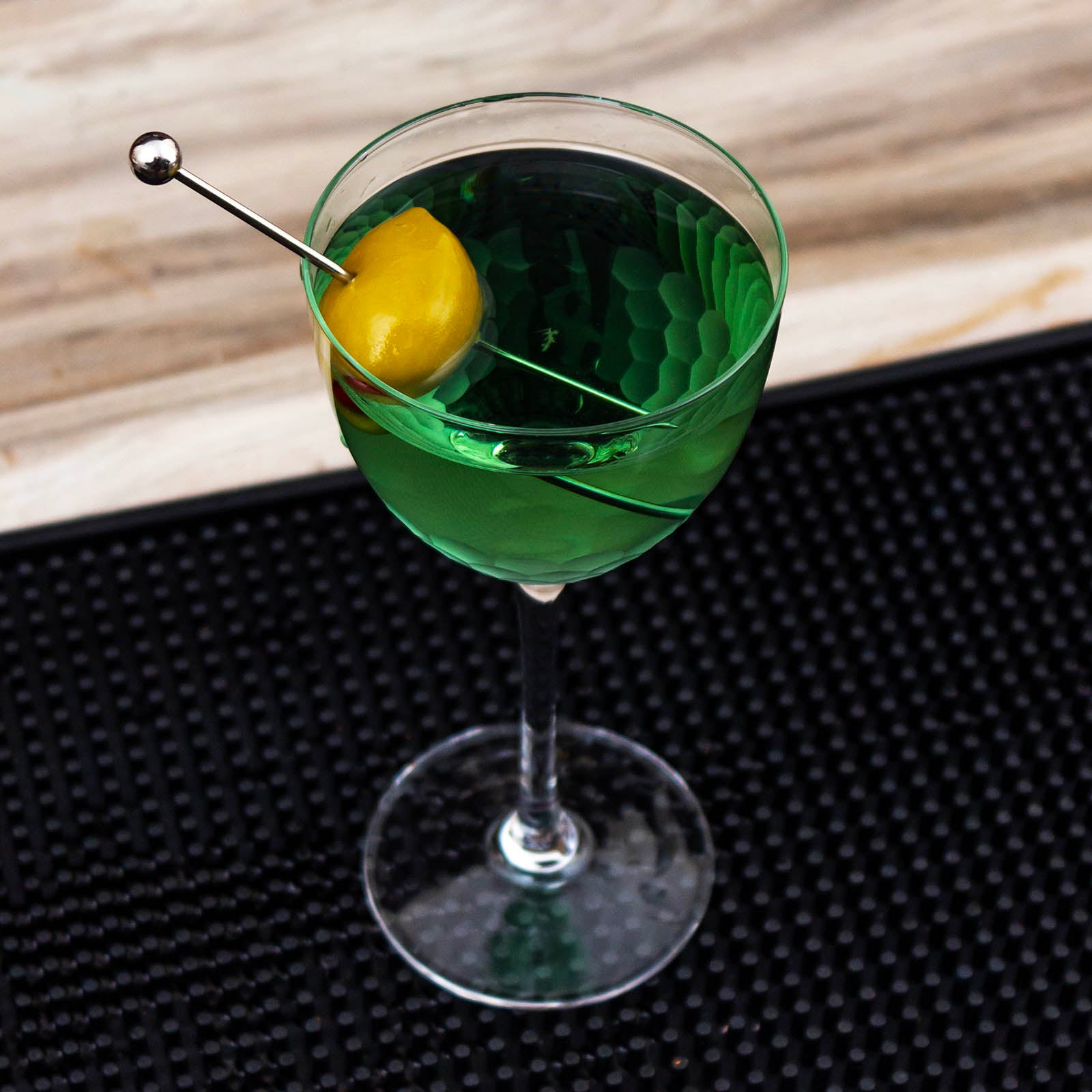 BarConic® Nick & Nora Glass - Elegant Etched Cocktail Glasses for Classic & Modern Drinks - Perfect for Martinis, Cocktails, and Home Bar Decor