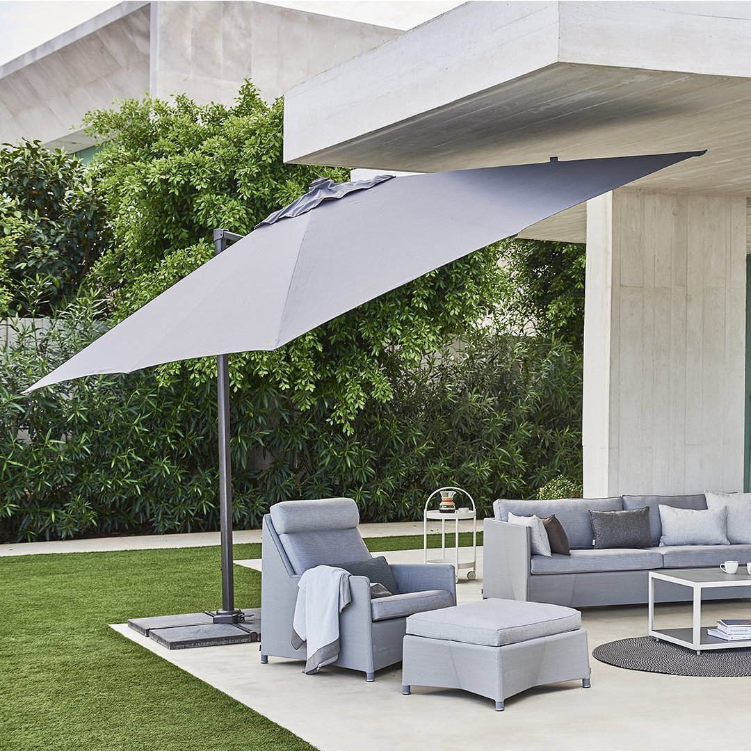 Hyde Luxe Tilt Patio Umbrella with Heavy Duty Base - Outdoor Sun Shade for Pool, Garden, and Backyard Relaxation
