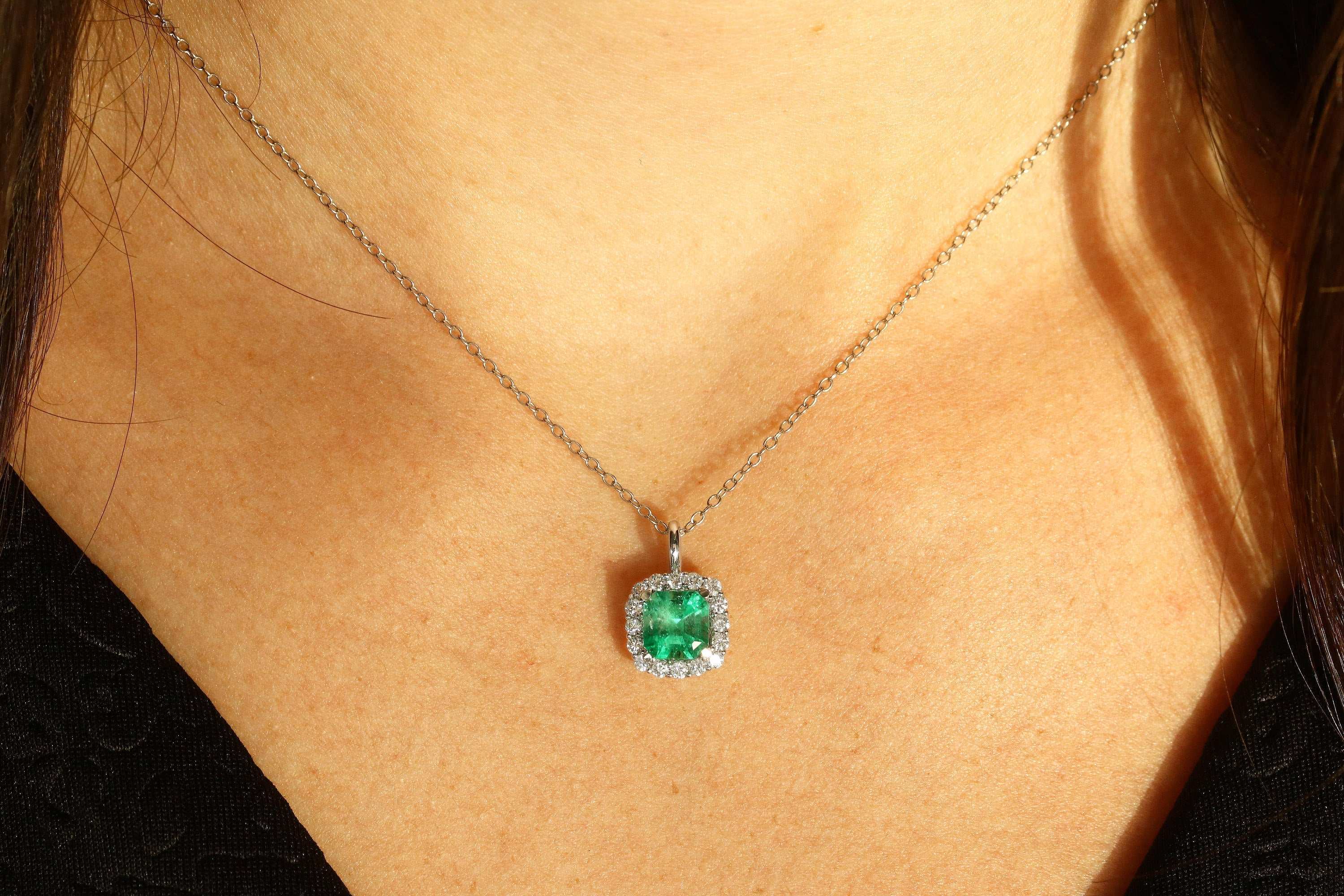 1.75tcw Asscher Cut Electric Green Colombian Emerald & Diamond Halo Necklace in 14K Gold - Elegant Jewelry for Weddings, Anniversaries & Special Occasions