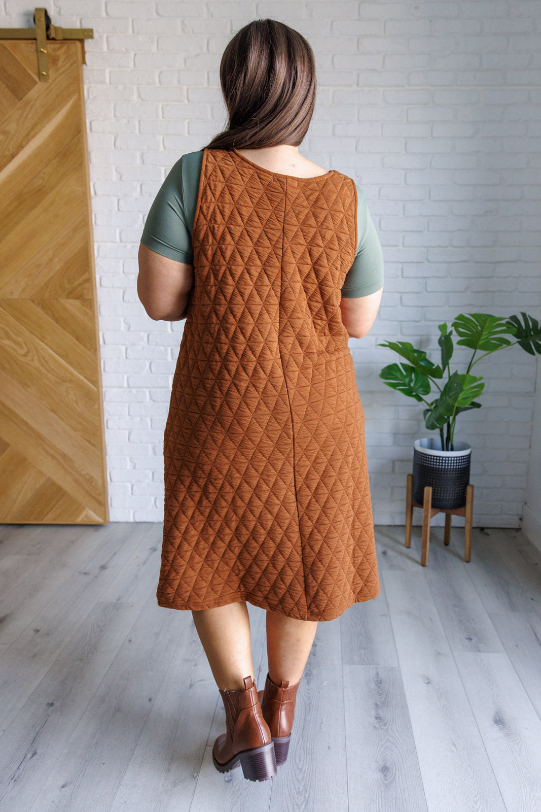 Free Falling Quilted Midi Dress for Women | Elegant Flowy Boho Style | Perfect for Date Night, Wedding Guest & Summer Vacations