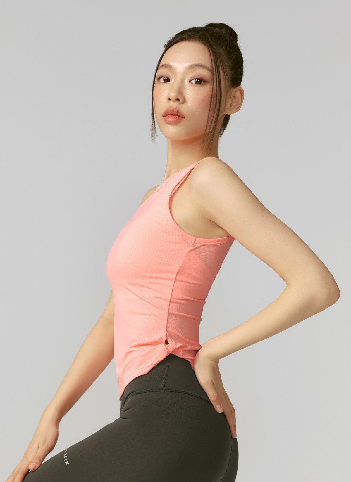 Breathable Air Mesh Side Twist Sleeveless Top for Women - Perfect for Yoga, Running & Summer Workouts