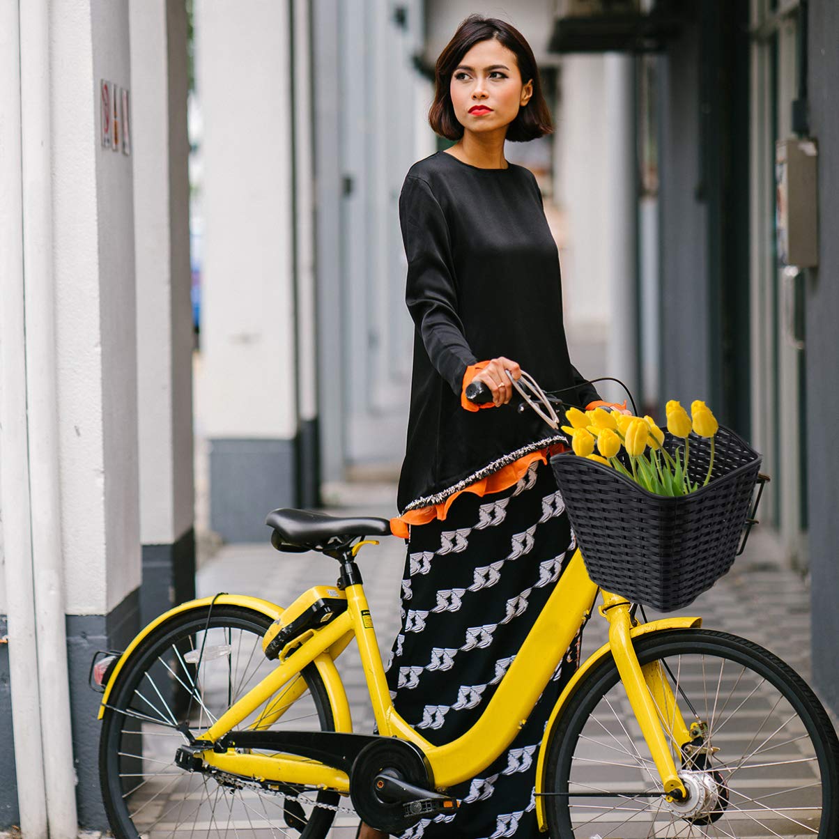 **BESPORTBLE Black Bike Front Basket with Cover - Heavy Duty Handlebar Carrier for Bicycle, Tricycle & Scooter - Perfect for Outdoor Cycling, Grocery Shopping & Commuting**