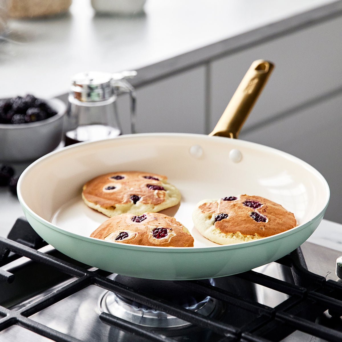 Julep Reserve Ceramic Nonstick 10-Piece Cookware Set - Healthy Non-Toxic PFOA-Free Pots & Pans for Sauteing, Frying, Boiling - Perfect for Induction, Gas & Electric Stoves
