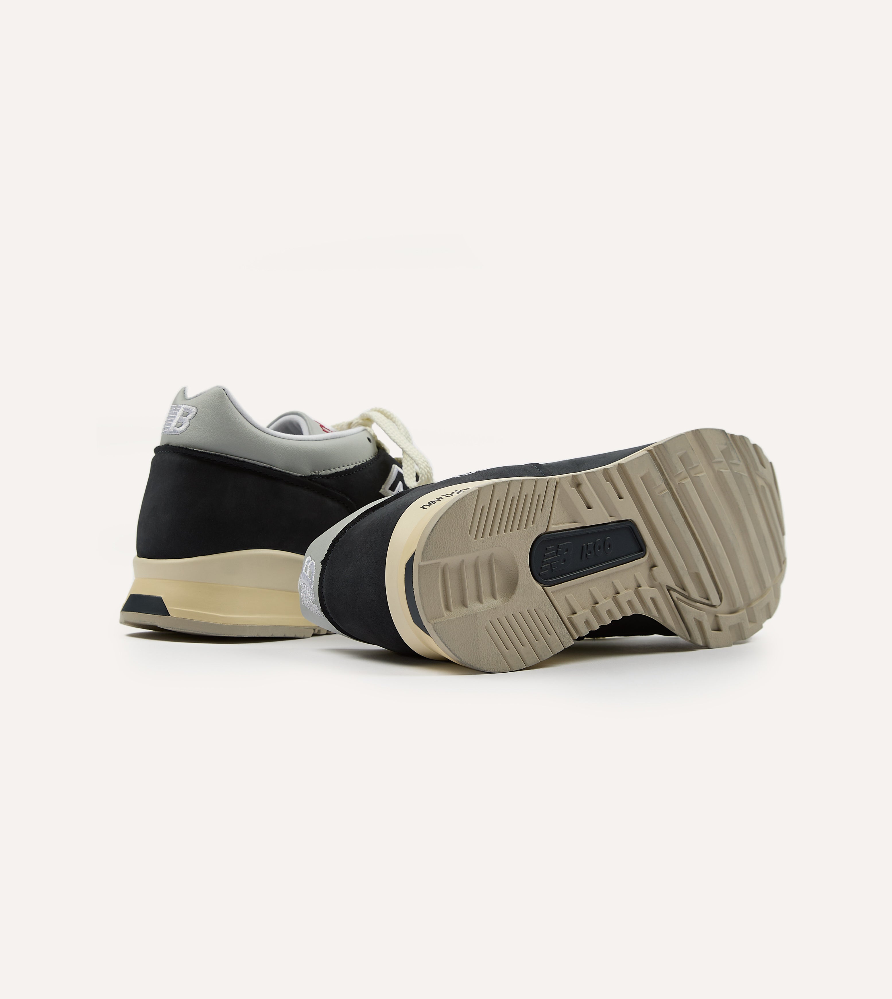 New Balance 1500 Vintage Navy Blue UK Made Men's Running Shoes - Perfect for Casual Wear, Gym & Street Style
