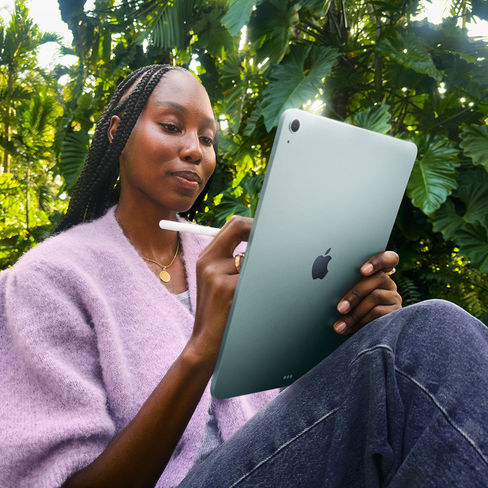 Apple iPad Air 13-inch Wi-Fi 256GB - Space Gray (M3 Chip) - Perfect for Work, Study & Entertainment