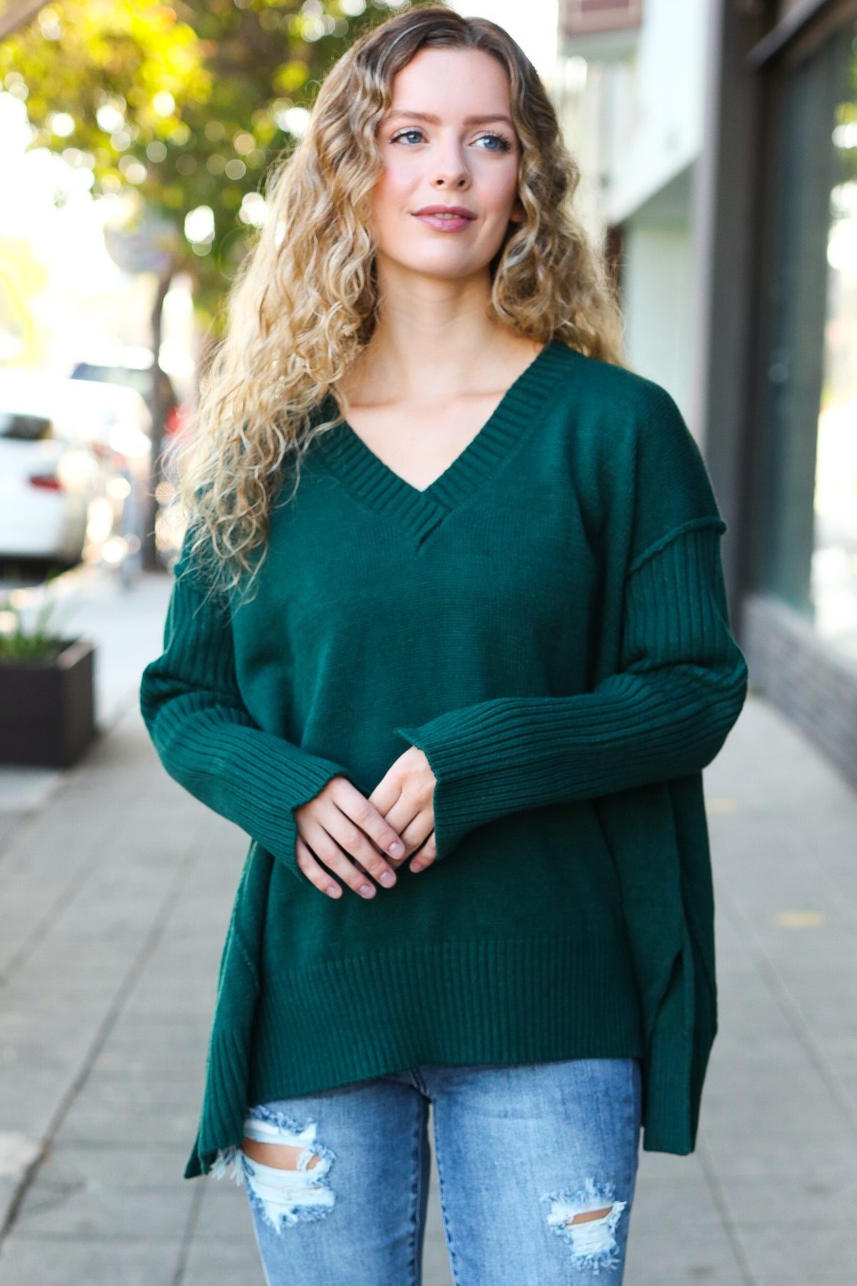 Stylish Hunter Green Oversized V-Neck Rib Knit Sweater for Women - Cozy Fall & Winter Layering Essential