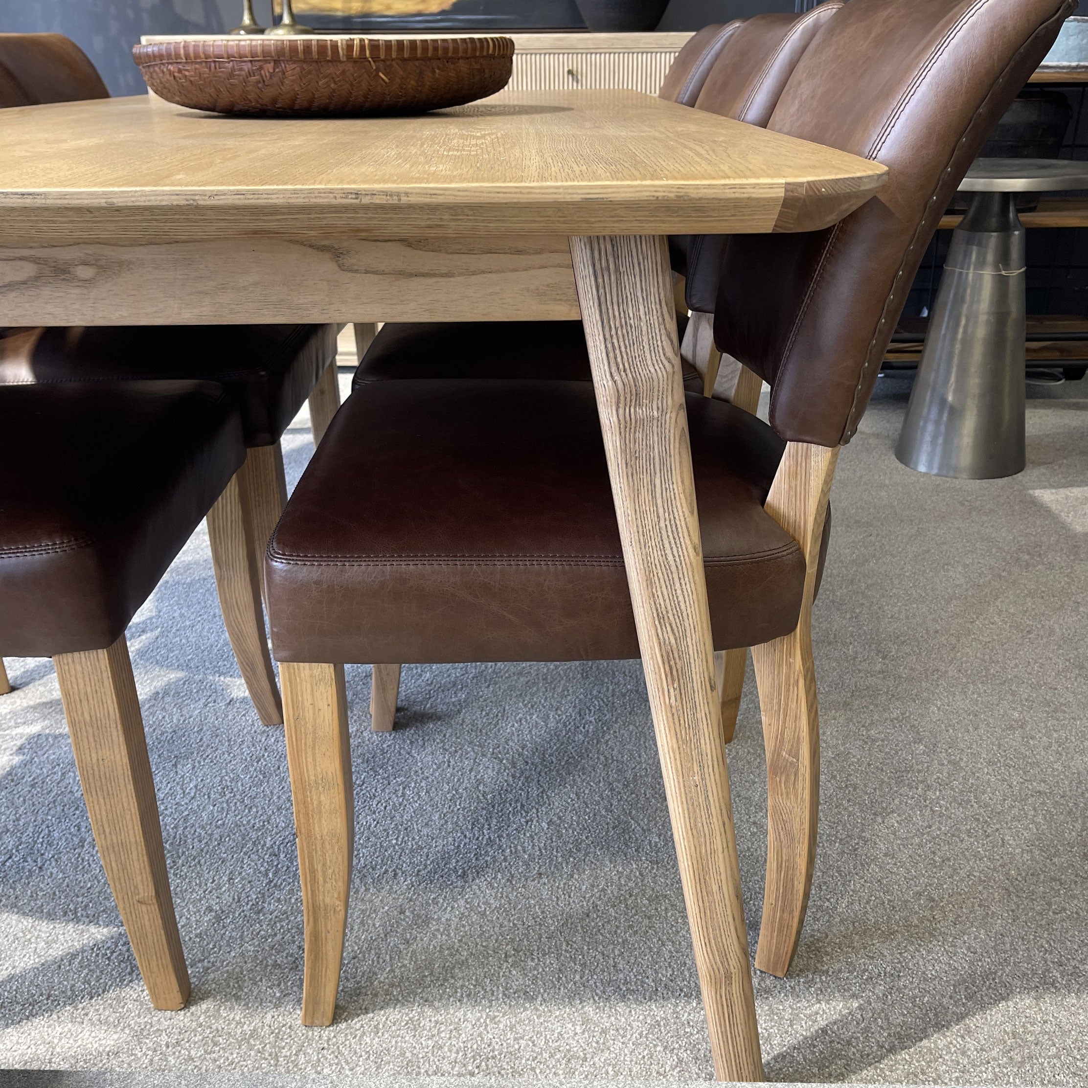 Riverton Solid Wood Dining Table 200cm - Natural Light Oak Finish - Perfect for Family Gatherings & Dinner Parties