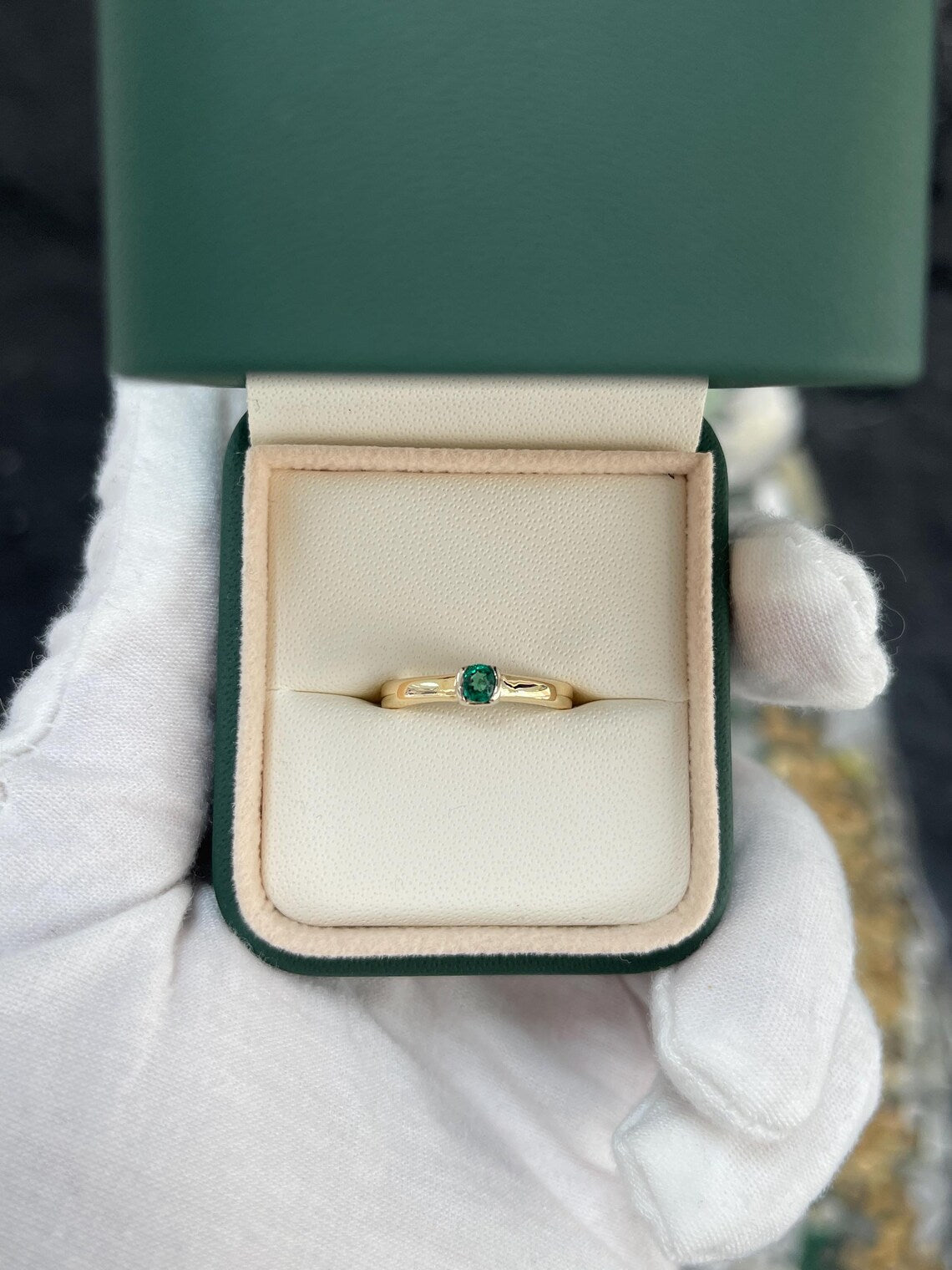0.35ct Natural Colombian Emerald Round Cut Engagement Ring - Petite & Elegant Wedding Band for Proposal, Anniversary & Special Occasions