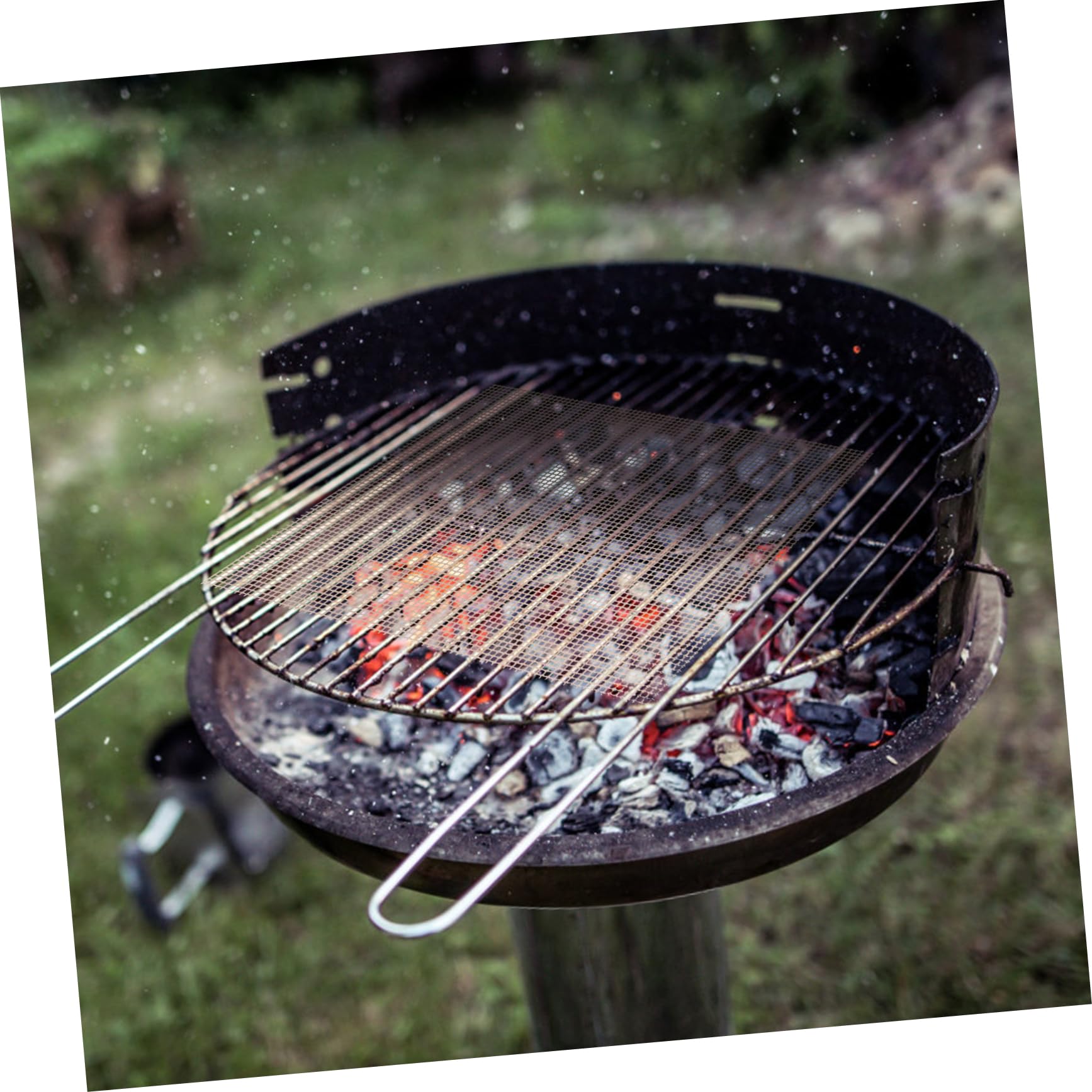 DOITOOL 2-Piece Non-Stick BBQ Grill Mat Set - Heat-Resistant Baking & Grilling Mat for Outdoor Picnic, Barbecue, Camping & Backyard Cooking