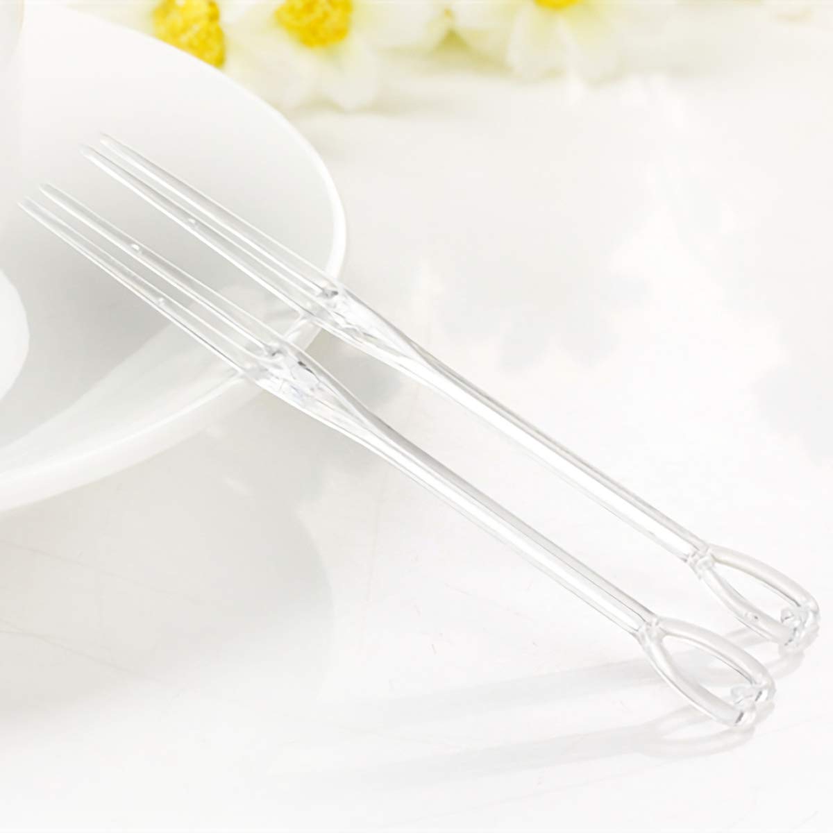 300-Pack Disposable Plastic Fruit Forks - 3.5 Inch Heart-Shaped Cocktail Picks for Parties, Desserts & Cakes | Safe & Sanitary Food Picks for Weddings, Baby Showers & Picnics