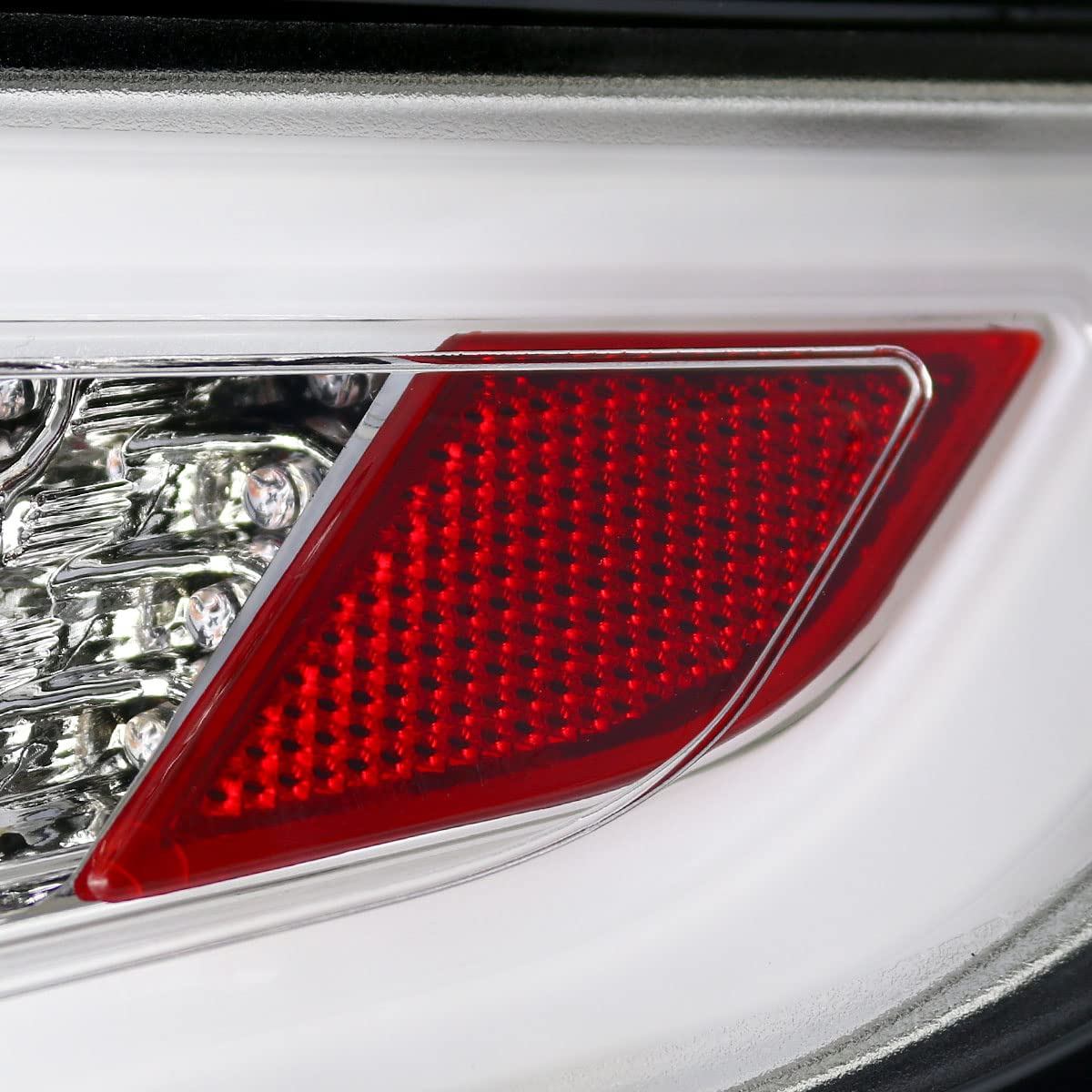 2005-2008 Car LED Tail Lights - Clear Lens, High Visibility, Easy Installation - Perfect for Night Driving & Enhanced Safety
