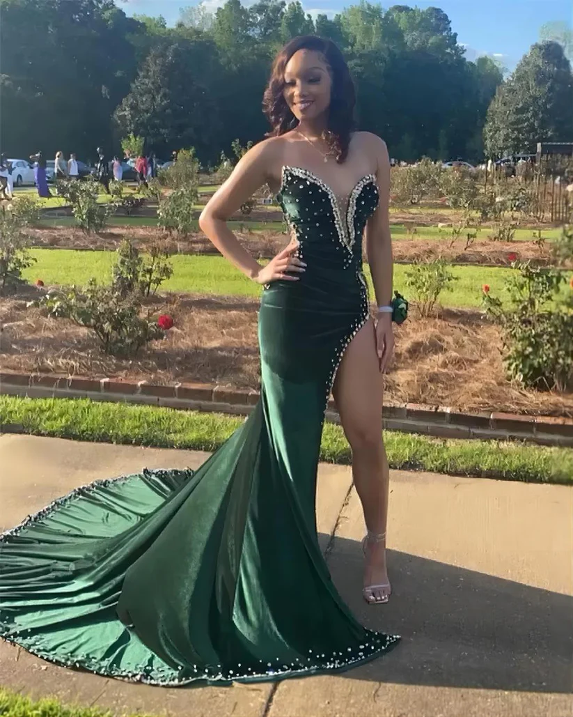 Elegant Black Beaded Prom Dress for Women - Long Mermaid Green Evening Gown J4869 | Perfect for Homecoming, Quinceañera & Formal Events
