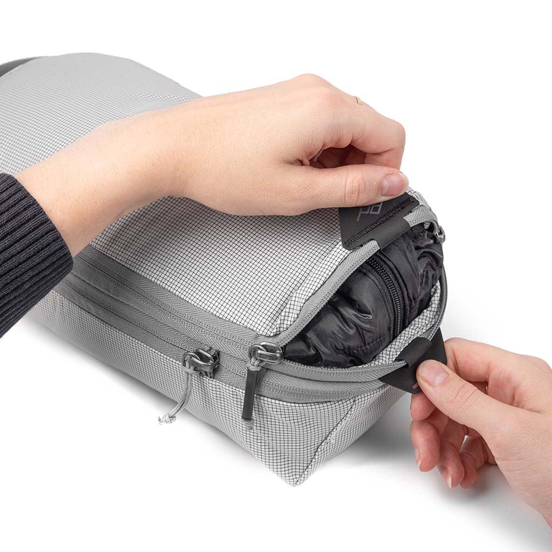 Peak Design Packing Cube Small - Lightweight Travel Organizer for Clothes & Accessories - Perfect for Suitcases, Backpacks & Carry-On Luggage