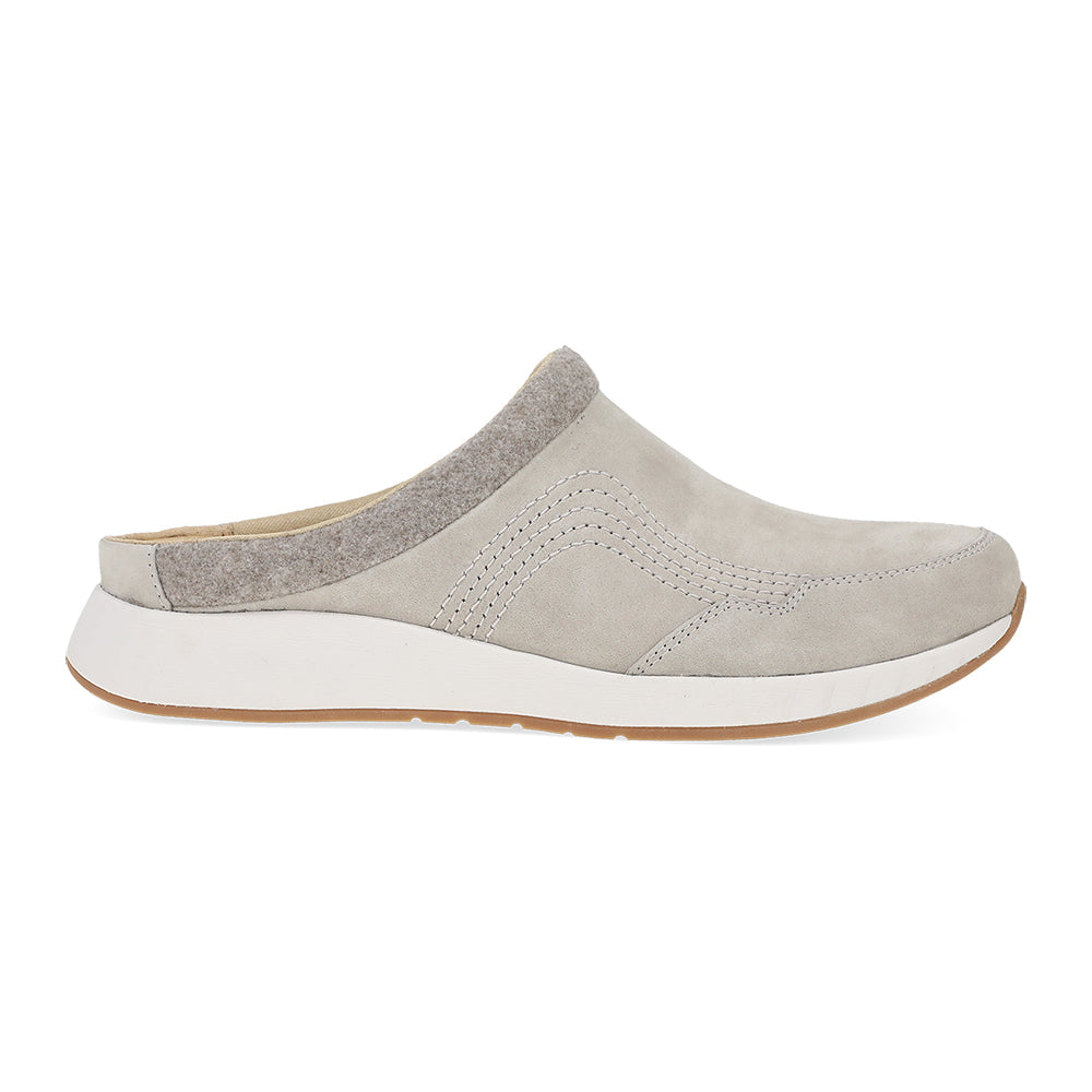 Claudia - Premium Women's Fashion Apparel | Trendy & Comfortable Clothing for Everyday Wear | Perfect for Work, Casual Outings & Special Occasions
