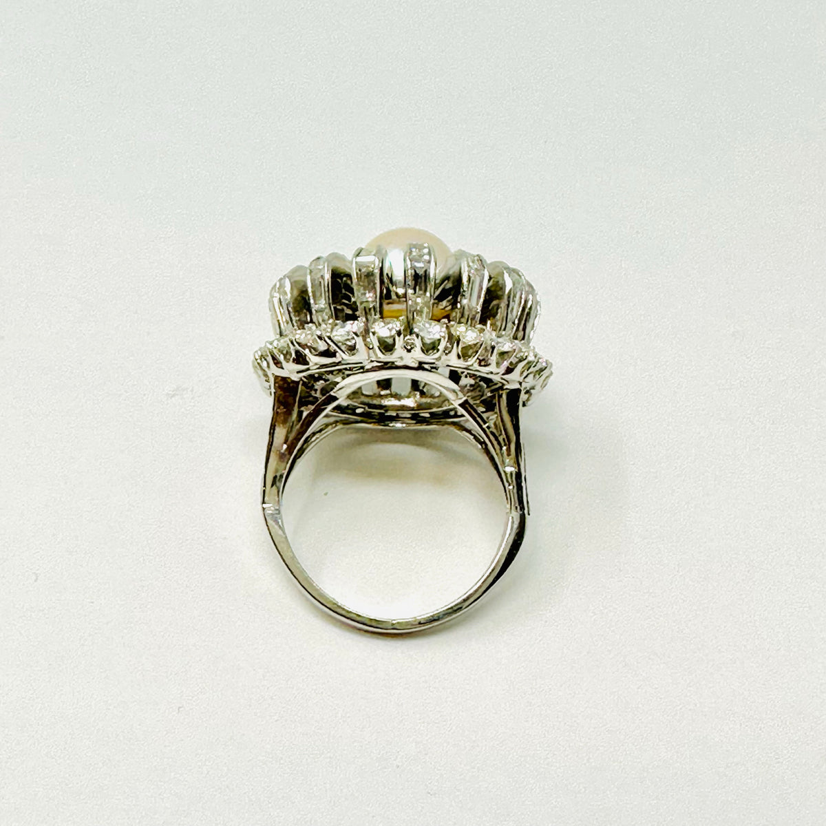 Platinum Crown Style Ring with Pearl & Diamonds - Elegant Jewelry for Weddings, Anniversaries & Special Occasions