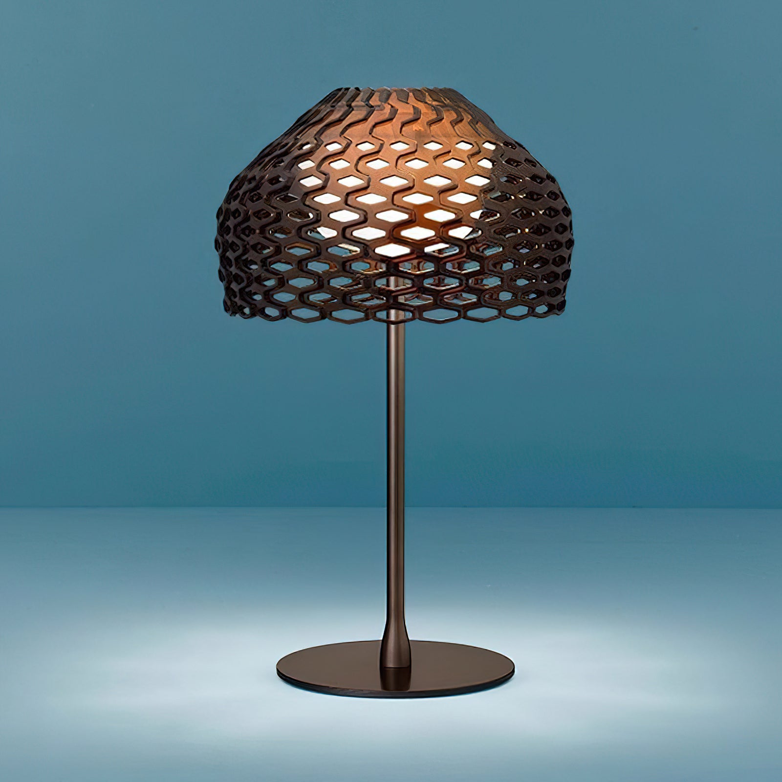 Stylish Armadillo Table Lamp - Modern LED Desk Light for Bedroom, Living Room & Office - Perfect for Reading, Working & Decor