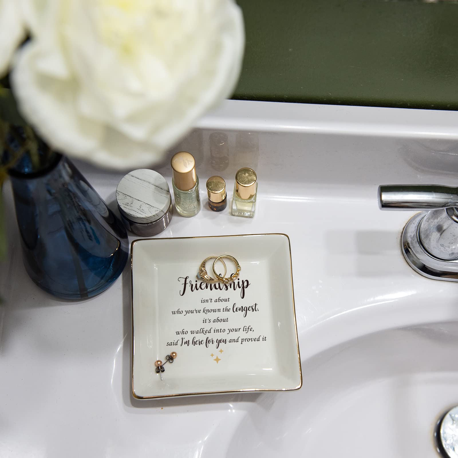 HOME SMILE Ceramic Ring Dish - Elegant Jewelry Tray for Rings, Earrings & Small Accessories - Perfect Gift for Women, Mom, Sister & Friends - Ideal for Bathroom, Bedroom & Vanity Organizer