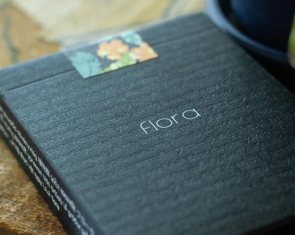 Premium Black Flora Playing Cards - Elegant Design for Poker, Magic Tricks & Game Nights - Perfect for Card Collectors & Gift Giving