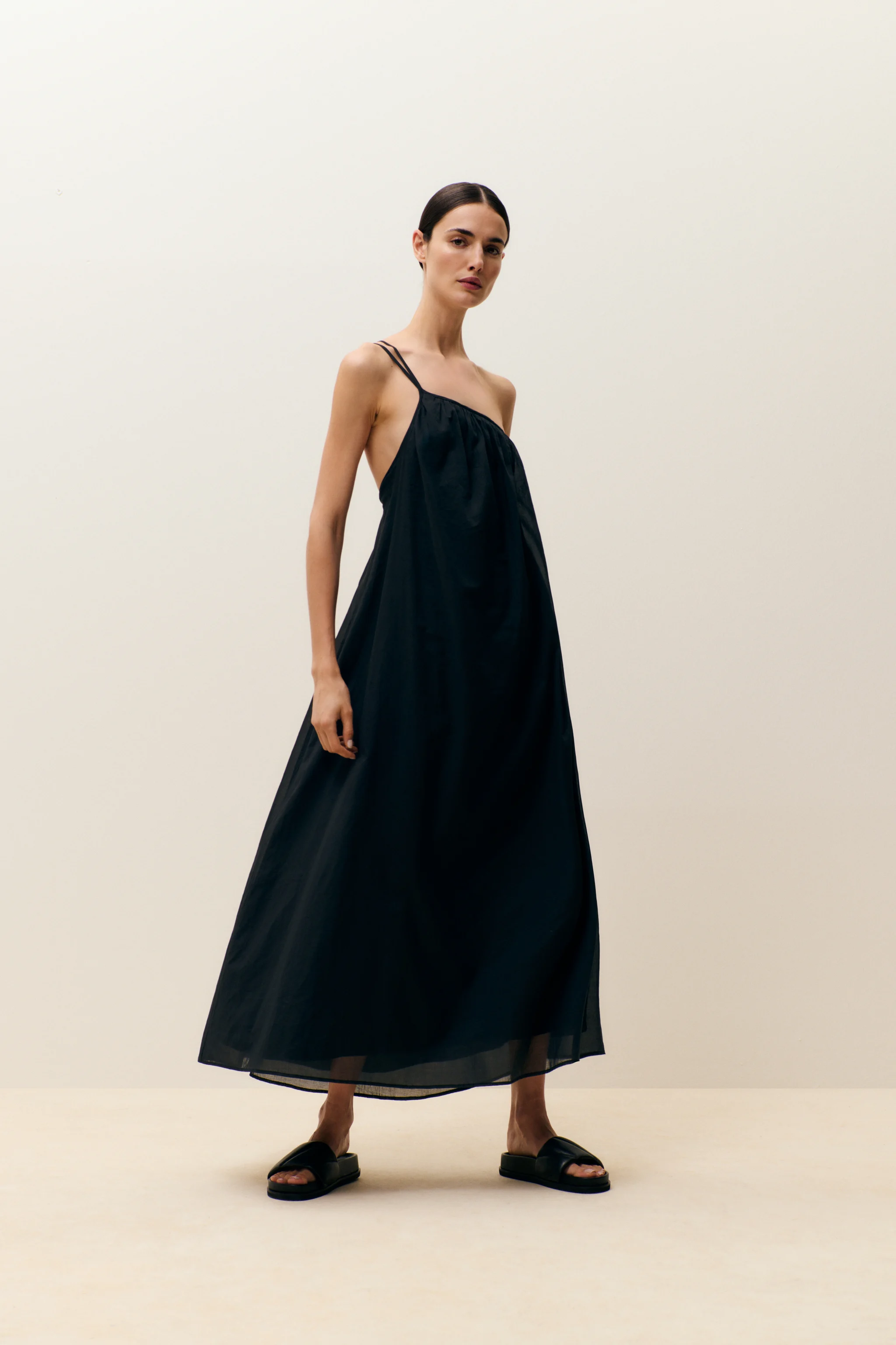 Elegant Black Gathered Maxi Dress for Women - Perfect for Summer, Beach, and Evening Parties