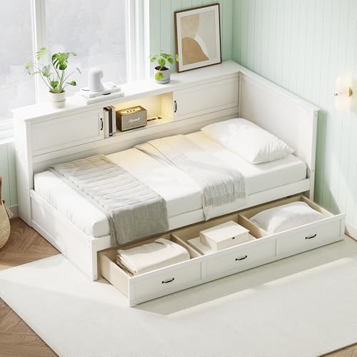 White(bookcase)