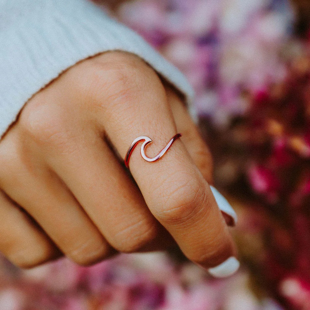 Rose Gold Wave Ring Size 6 - Elegant Stackable Dainty Jewelry for Women, Perfect for Everyday Wear, Gift Giving & Special Occasions
