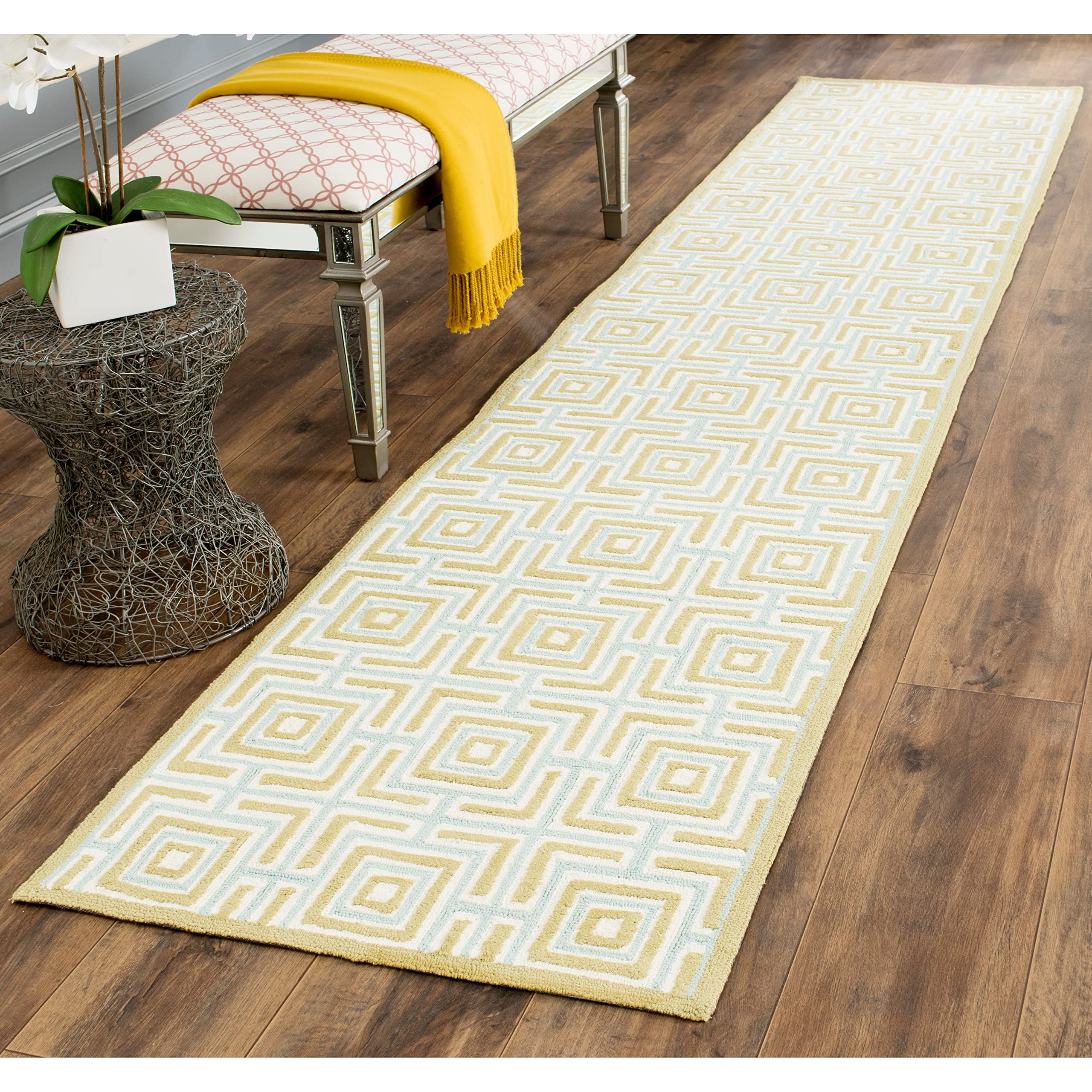 SAFAVIEH Newport Collection 6' Round Olive & Light Blue Handmade Cotton Area Rug - Perfect for Living Room, Bedroom, or Nursery Decor