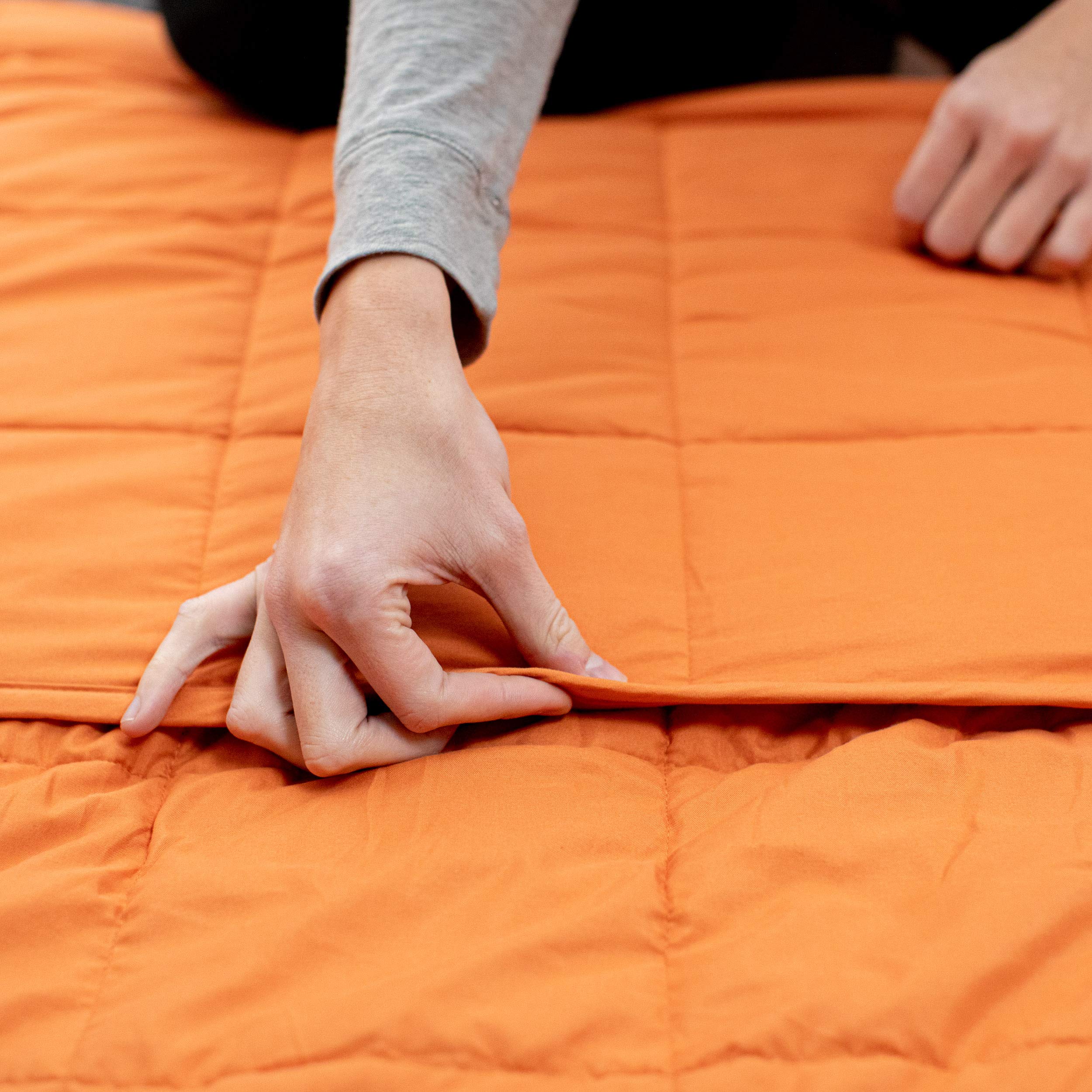 Premium Weighted Microfiber Blanket for Adults - 17 lbs Heavy Warm Blanket (60