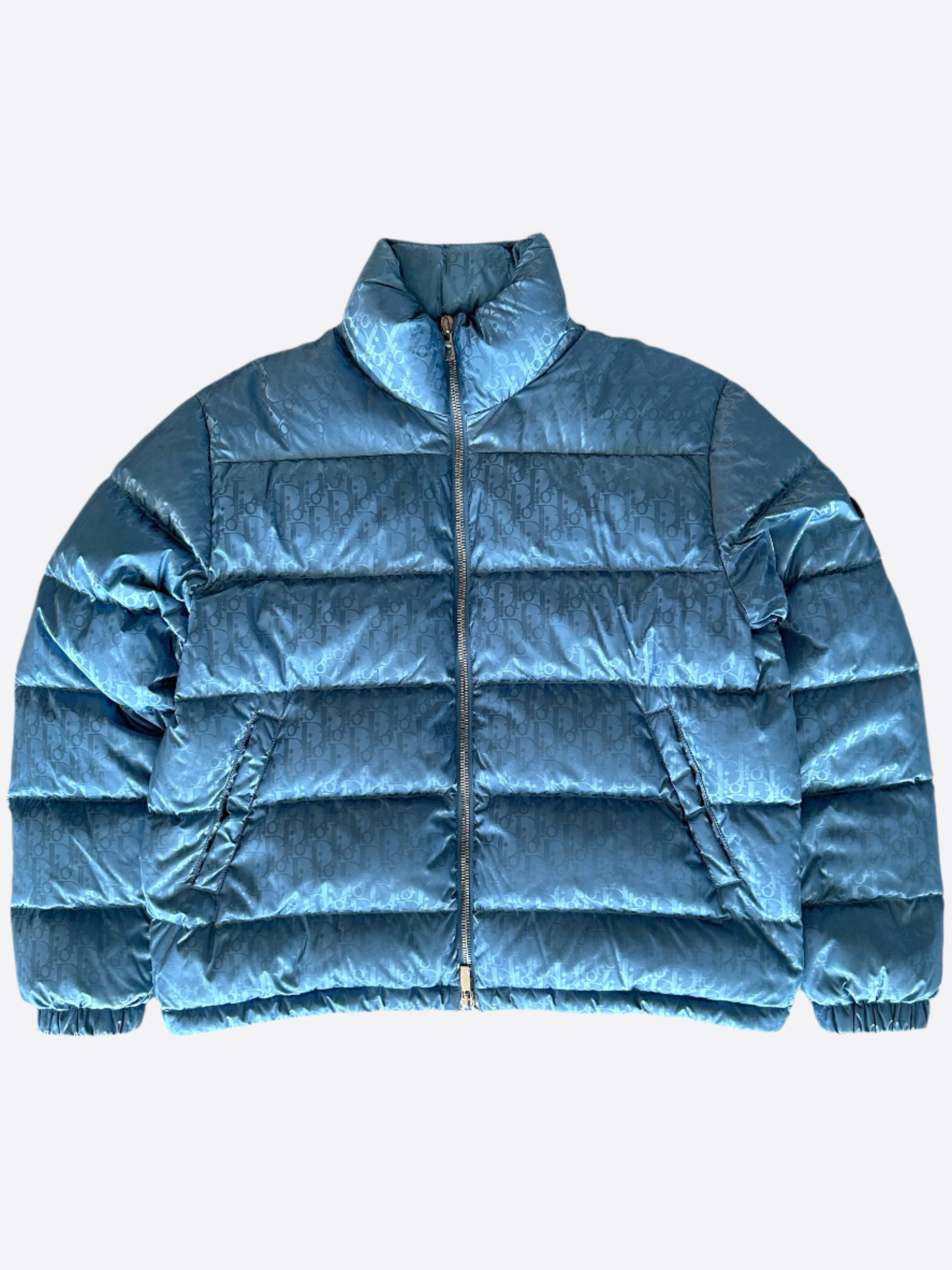 Dior Blue Oblique Puffer Jacket for Women - Winter Warm Quilted Down Coat | Fashionable Outerwear for Cold Weather & Outdoor Activities