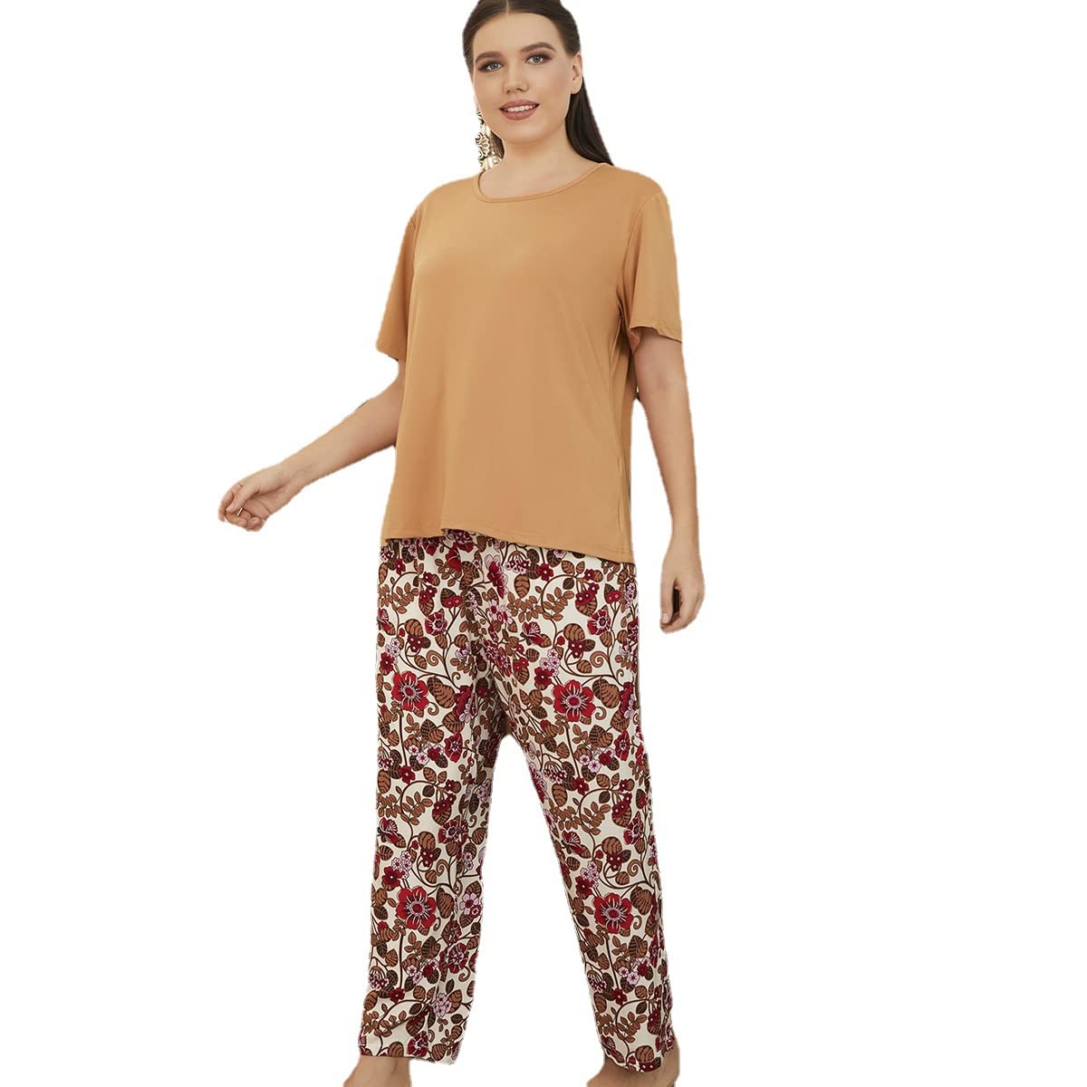 Suelinvy Plus Size 2-Piece Summer Pajama Set - Loose Comfortable Top & Floral Pants Lounge Wear for Women (XL-4XL) | Cozy Sleepwear & Home Outfit for Relaxing Evenings, Lounging or Vacation