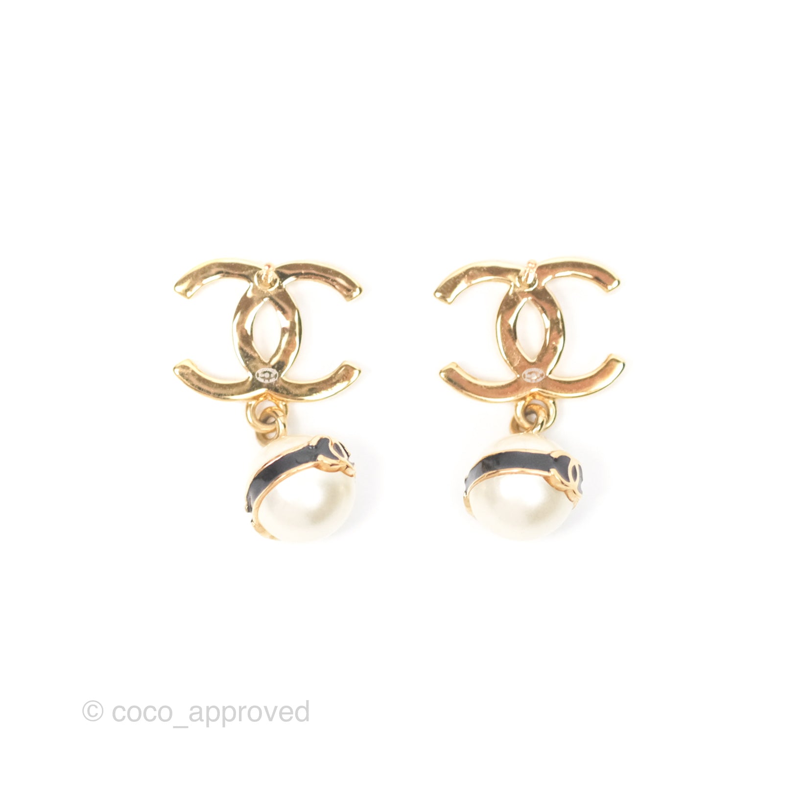 Chanel CC Pearl Earrings in Gold Tone - Luxury Fashion Jewelry for Women | Perfect for Parties, Weddings & Special Occasions