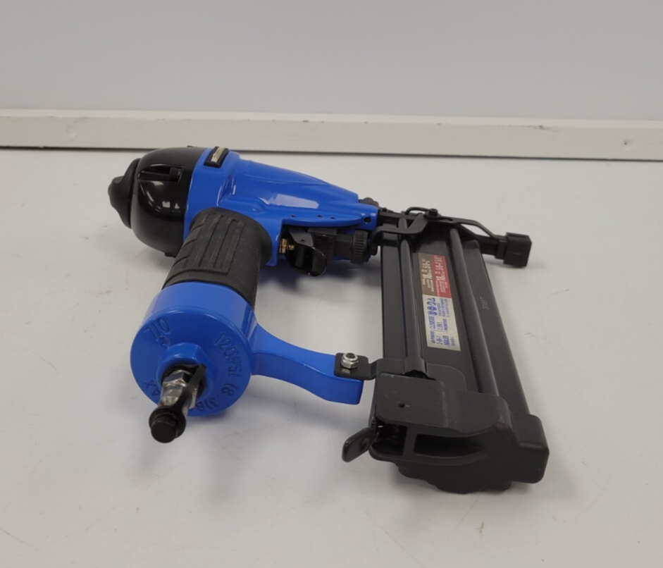 Mastercraft 058-8548 4 Nailer - Professional Pneumatic Nail Gun for Woodworking, Framing, and Construction Projects