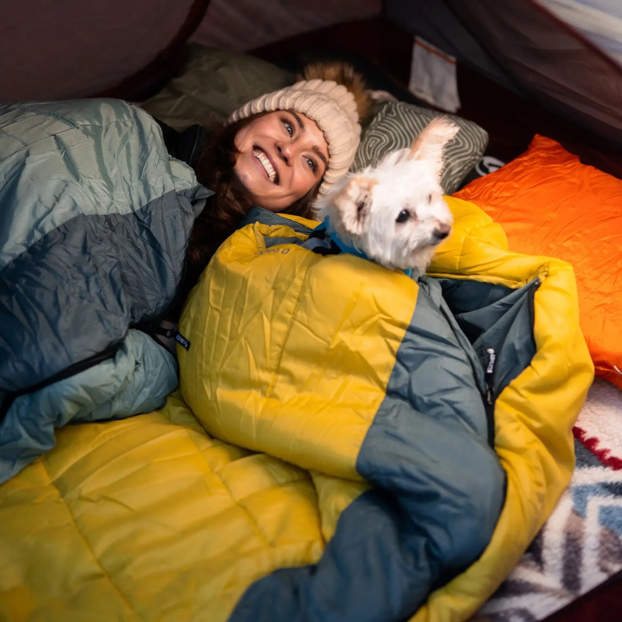 Wild Aspen 0 Degree Sleeping Bag - Ultra Warm Cold Weather Camping Gear for Winter Hiking, Backpacking & Outdoor Adventures