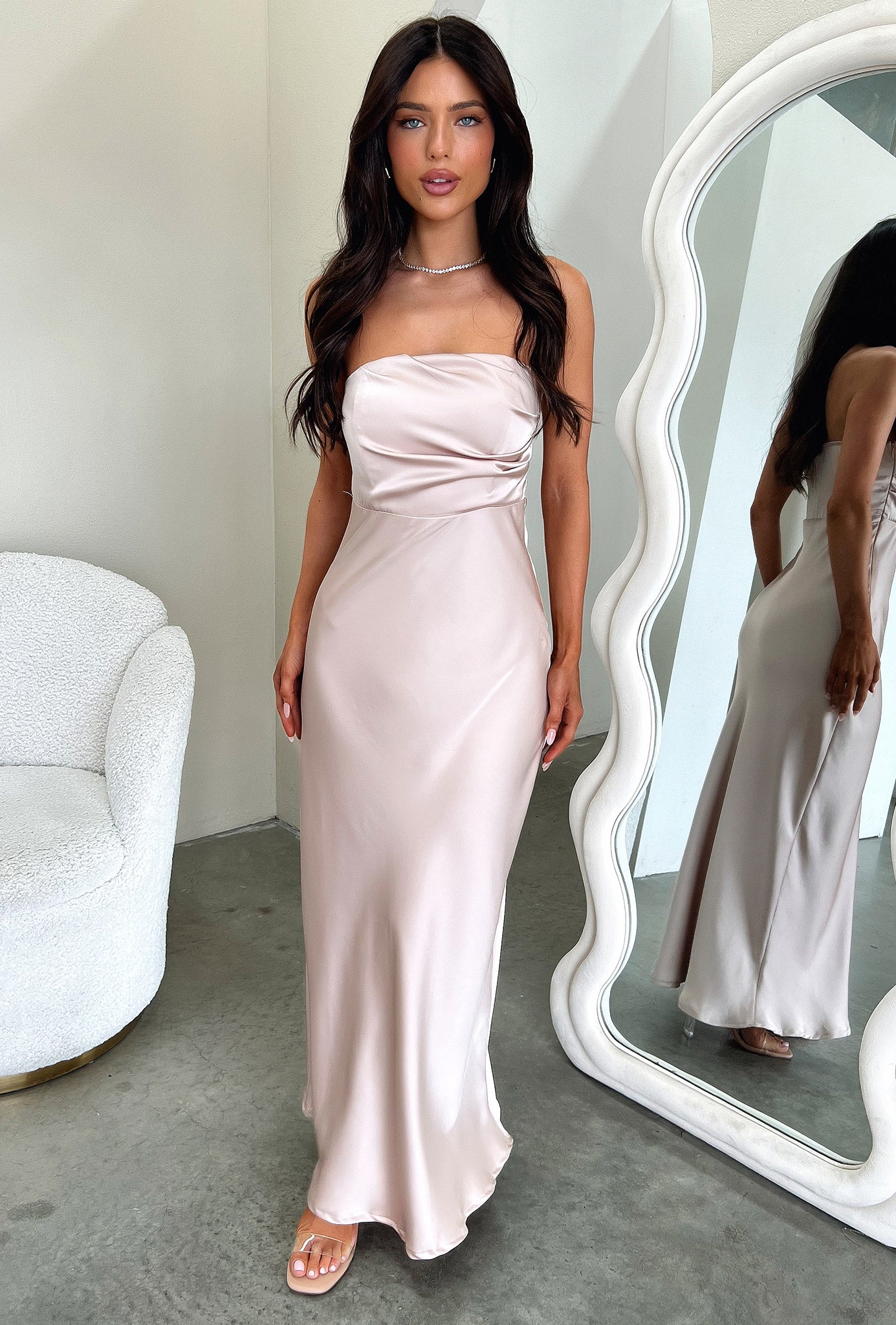 Elio Dress in Champagne - Elegant Women's Party & Evening Gown for Weddings, Cocktail Events & Special Occasions