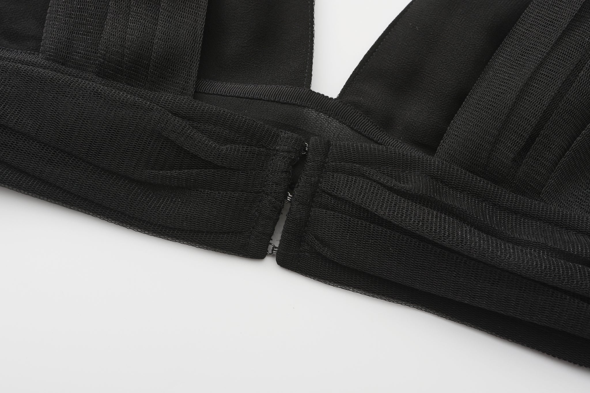24FTVFLMXX084 Black - High-Quality Durable Product for Home, Office & Outdoor Use